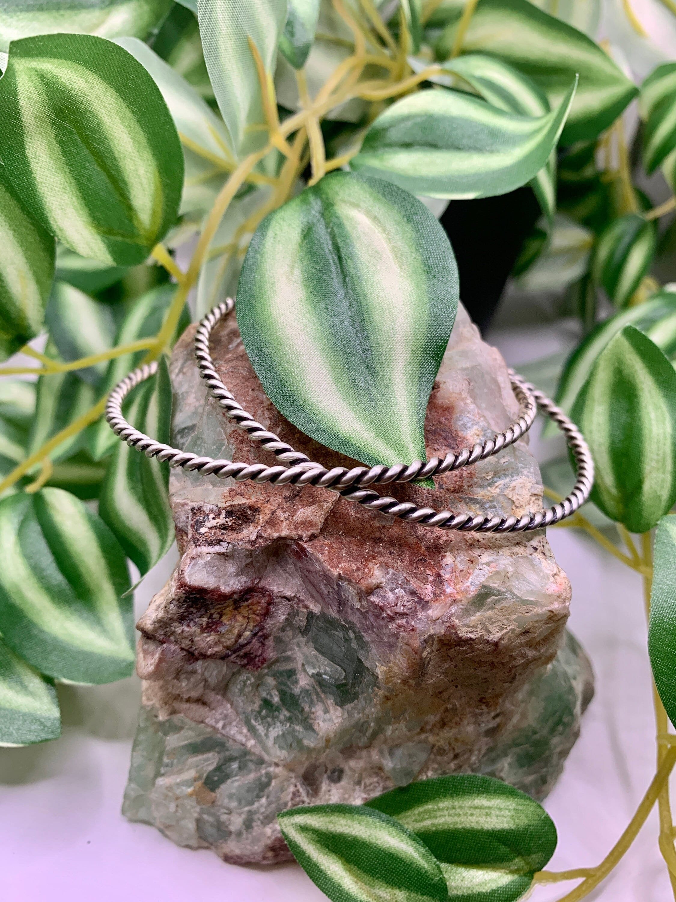 https://i.etsystatic.com/15864318/r/il/d6324e/4603773410/il_fullxfull.4603773410_aasy.jpg