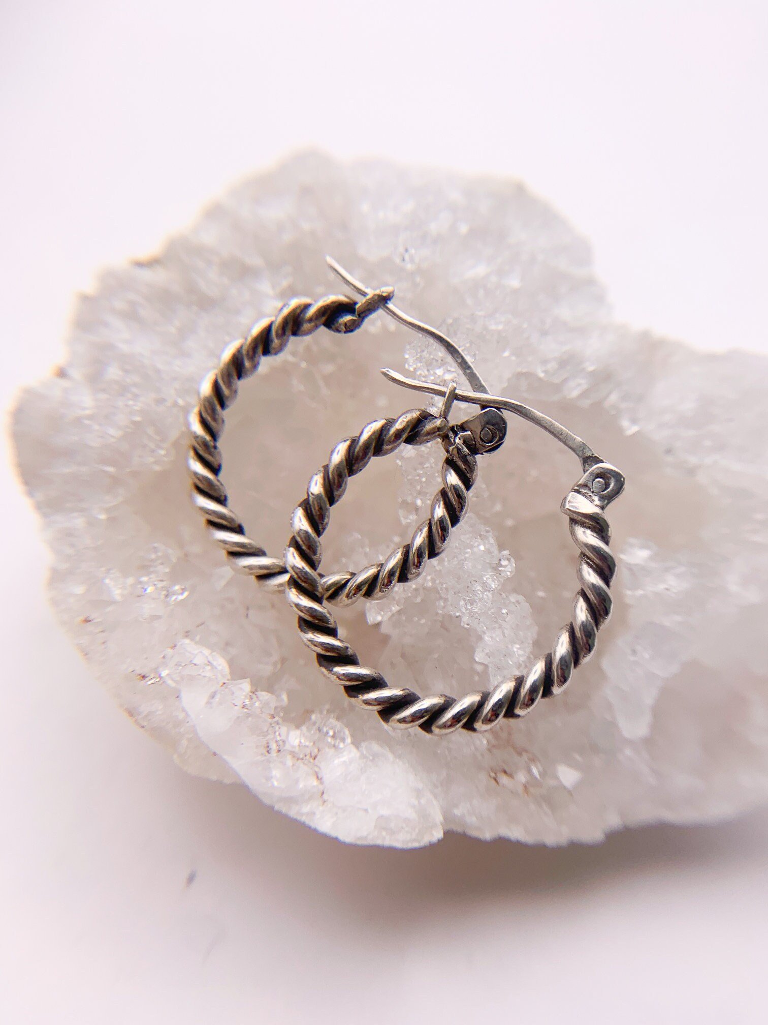 https://i.etsystatic.com/15864318/r/il/4b2799/5716310616/il_fullxfull.5716310616_bdt1.jpg