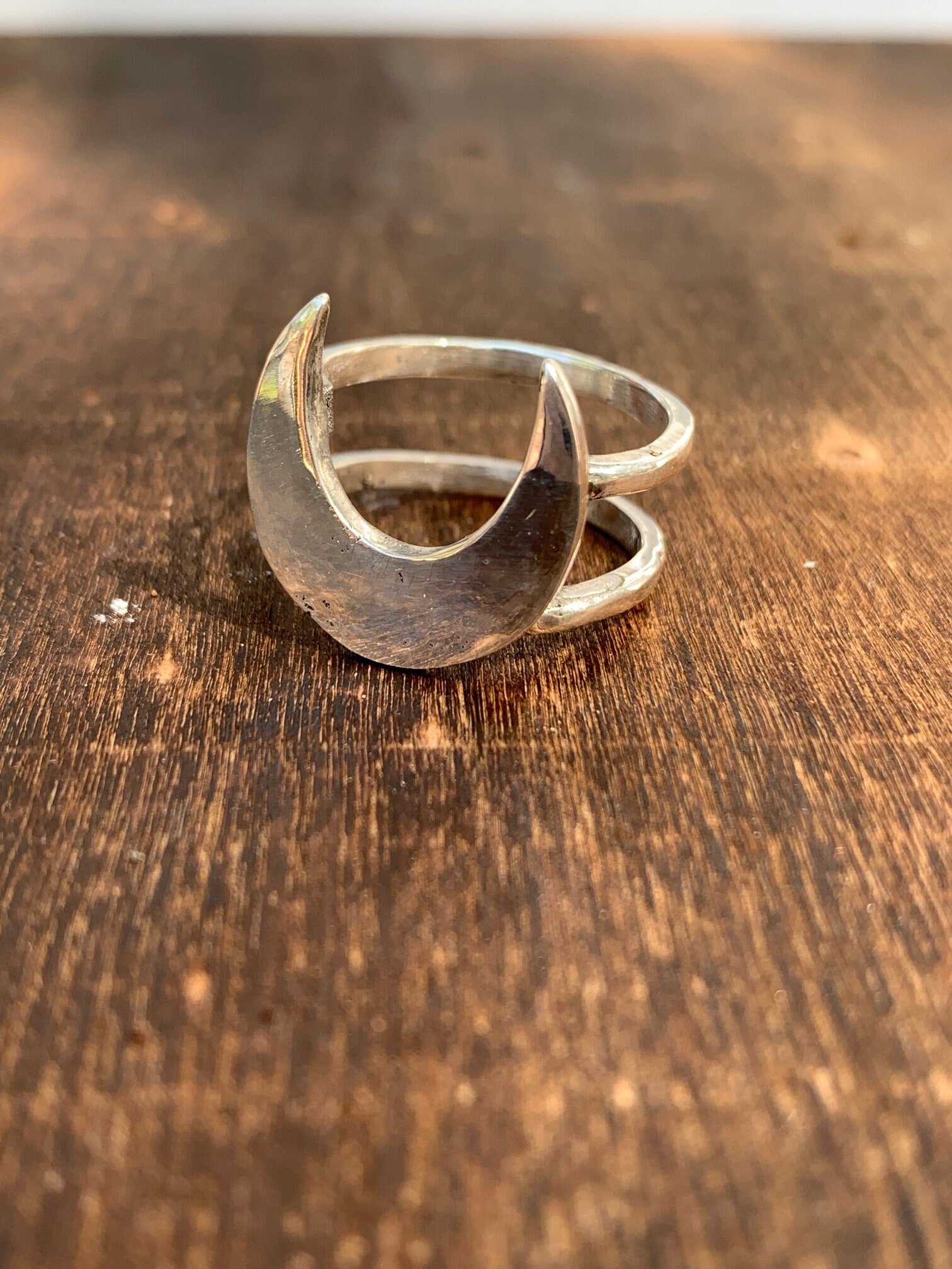 https://i.etsystatic.com/15864318/r/il/b4ff0e/4245868384/il_fullxfull.4245868384_oyh4.jpg