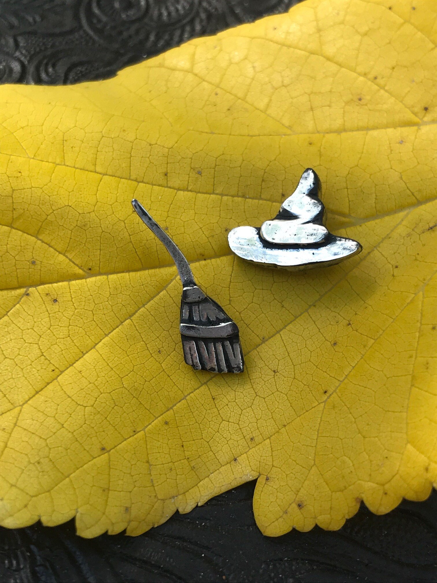 https://i.etsystatic.com/15864318/r/il/bb3805/4214880459/il_fullxfull.4214880459_6zk6.jpg