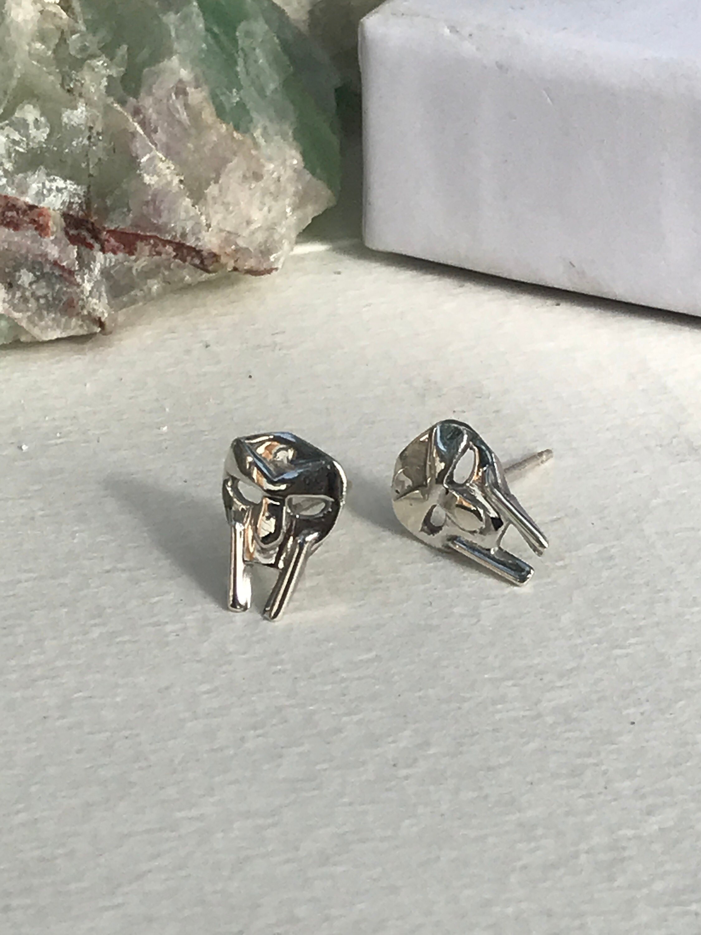 https://i.etsystatic.com/15864318/r/il/299e2e/4041290221/il_fullxfull.4041290221_lzuq.jpg