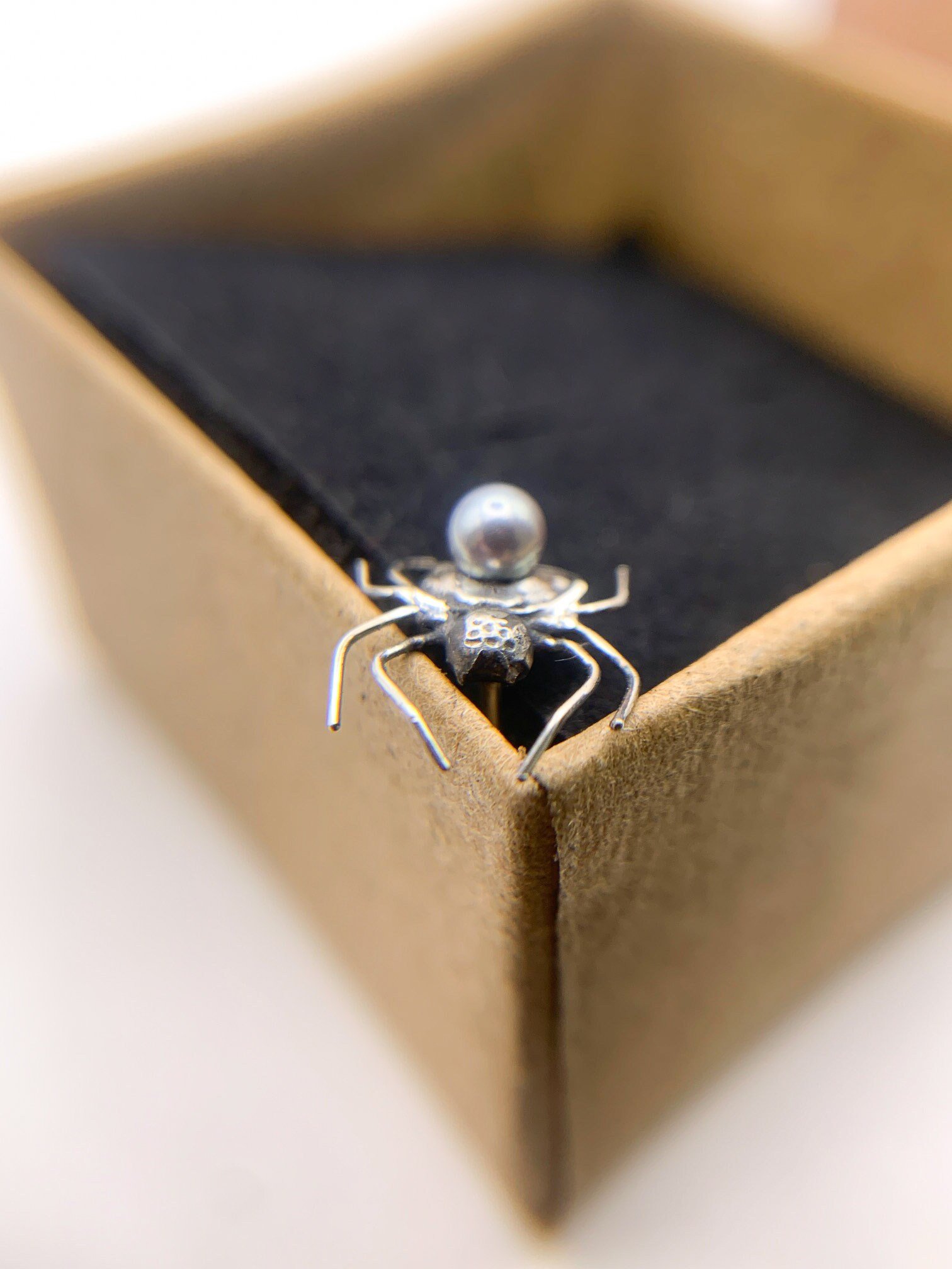 https://i.etsystatic.com/15864318/r/il/829df2/5656629986/il_fullxfull.5656629986_g8s4.jpg