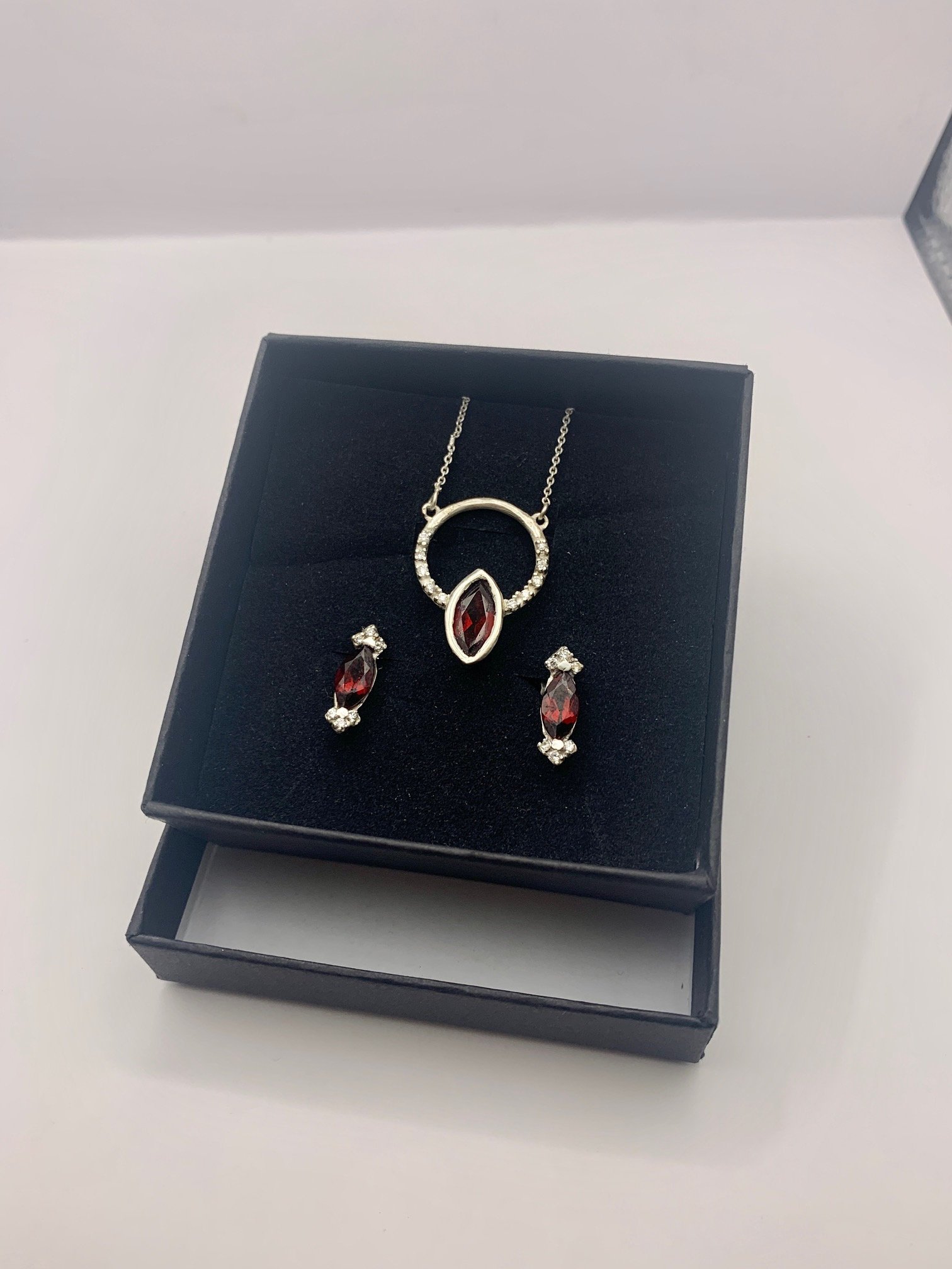 https://i.etsystatic.com/15864318/r/il/5d2057/4510055695/il_fullxfull.4510055695_m1zs.jpg