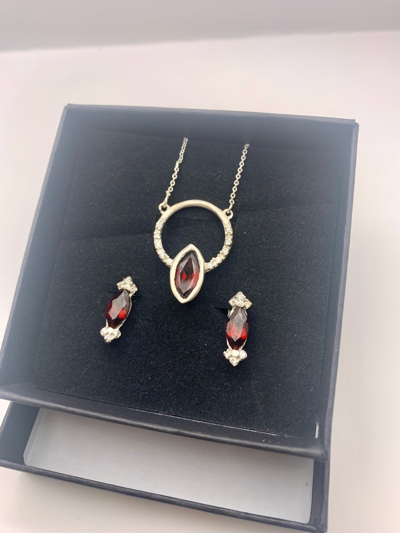 https://i.etsystatic.com/15864318/r/il/244ff3/4462691420/il_fullxfull.4462691420_oo6k.jpg