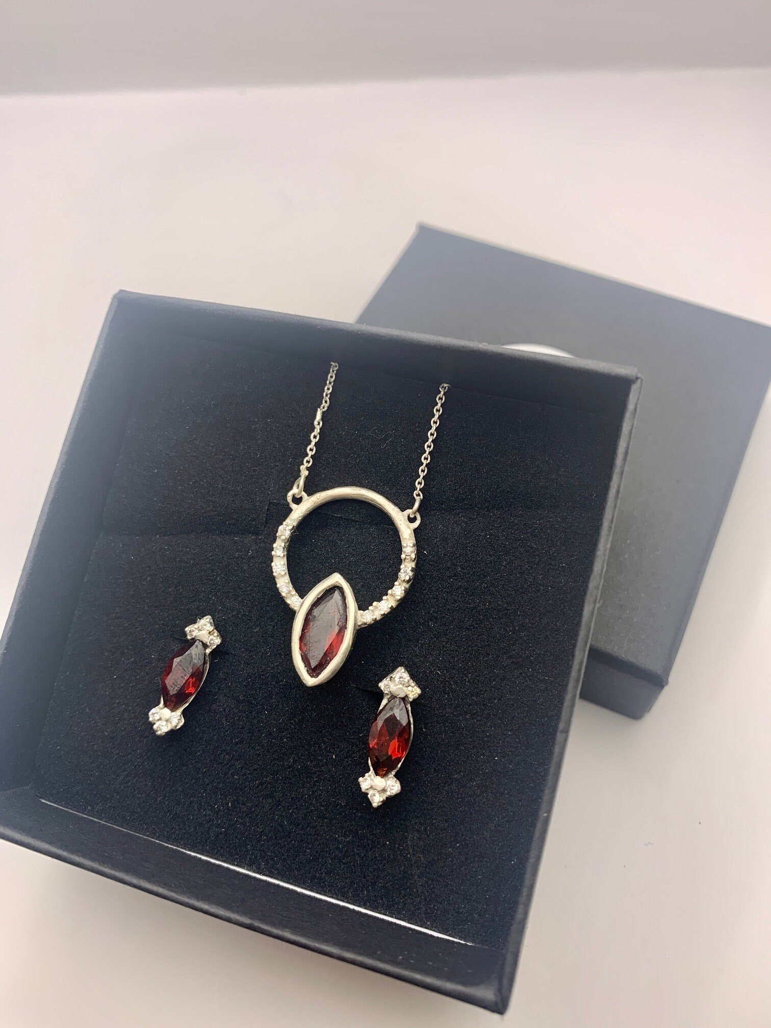 https://i.etsystatic.com/15864318/r/il/13bd65/4462697508/il_fullxfull.4462697508_thoc.jpg