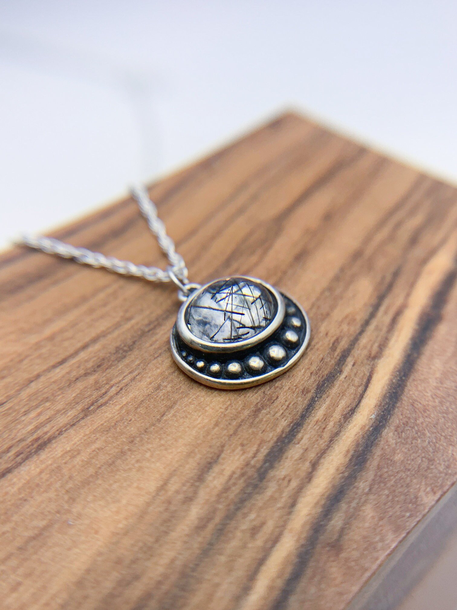 https://i.etsystatic.com/15864318/r/il/3ca311/5551843793/il_fullxfull.5551843793_qbul.jpg