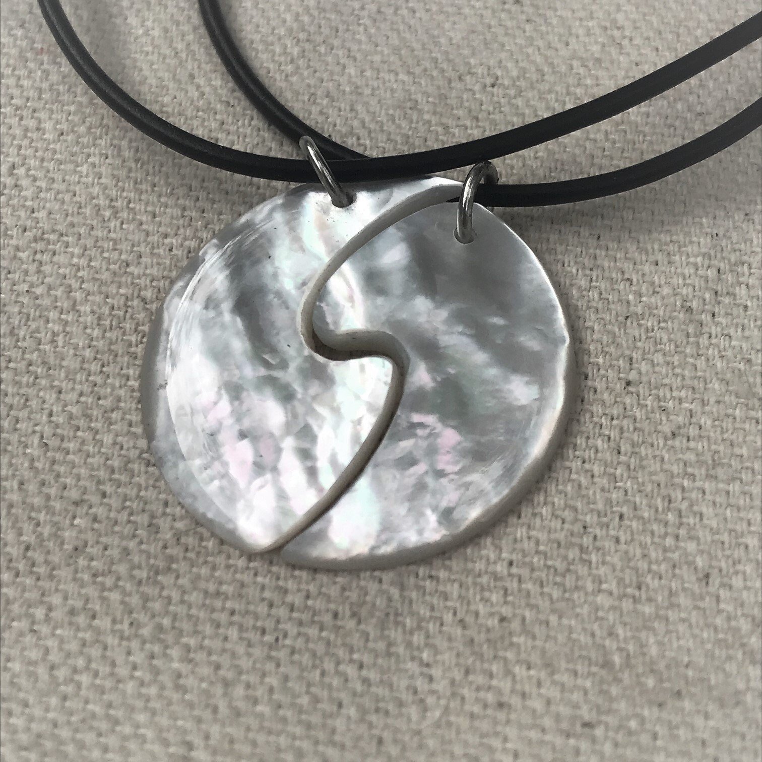 https://i.etsystatic.com/15864318/r/il/dad1b3/4025949056/il_fullxfull.4025949056_g6ky.jpg