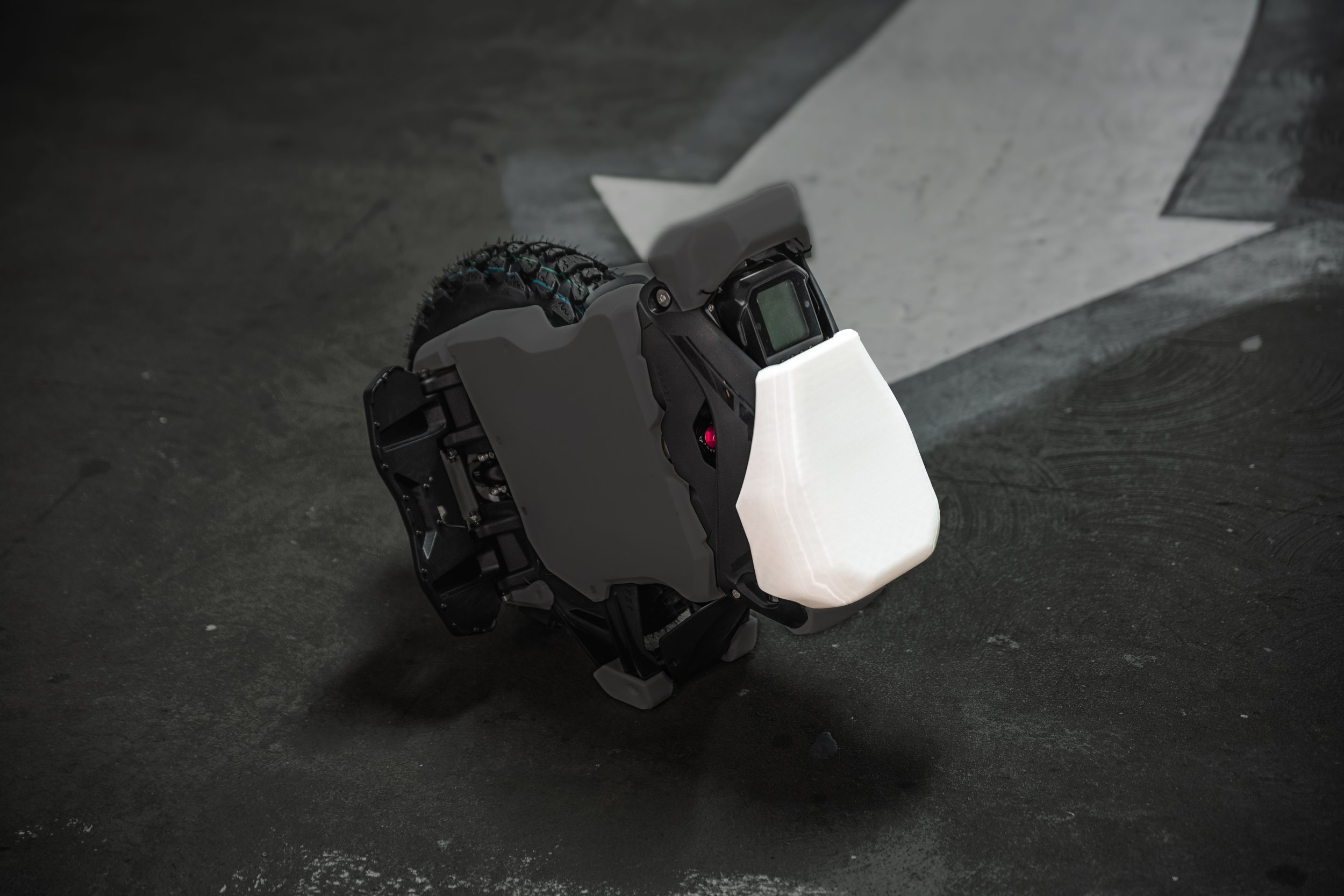 aero_vertex_seat_white_01.jpg