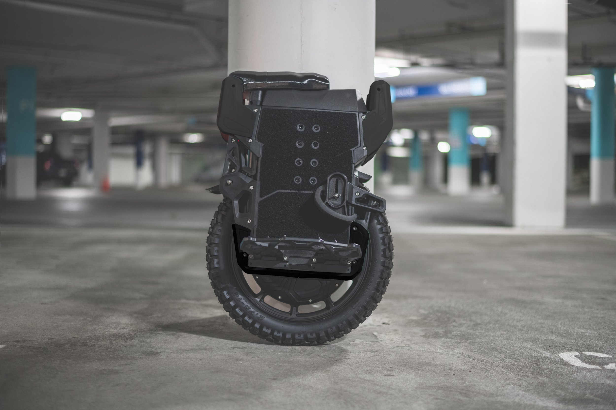 lynx_s_vertex_bottom_protection_stock_black.jpg