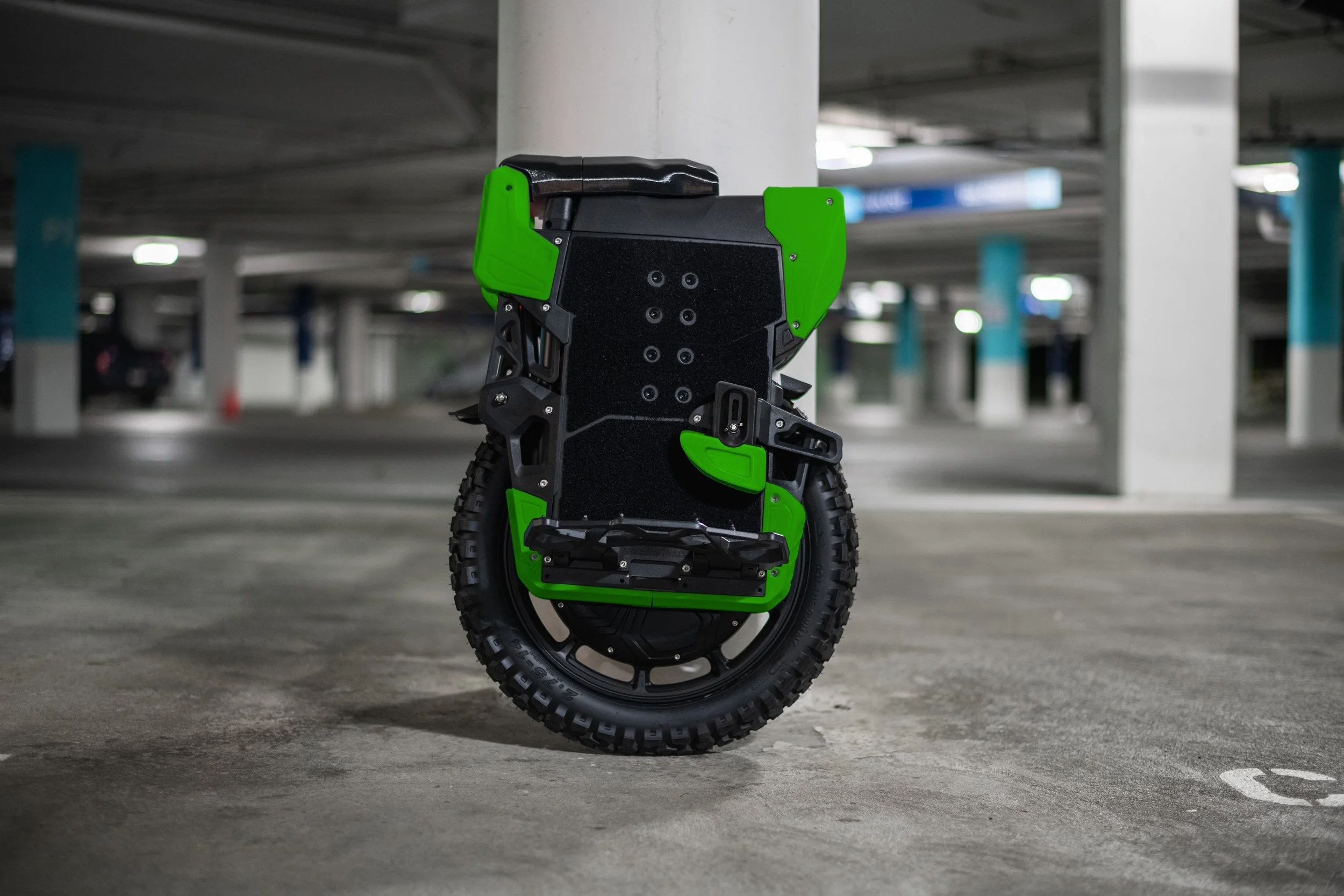 lynx_s_vertex_kit_unibody_front_config_green.jpg