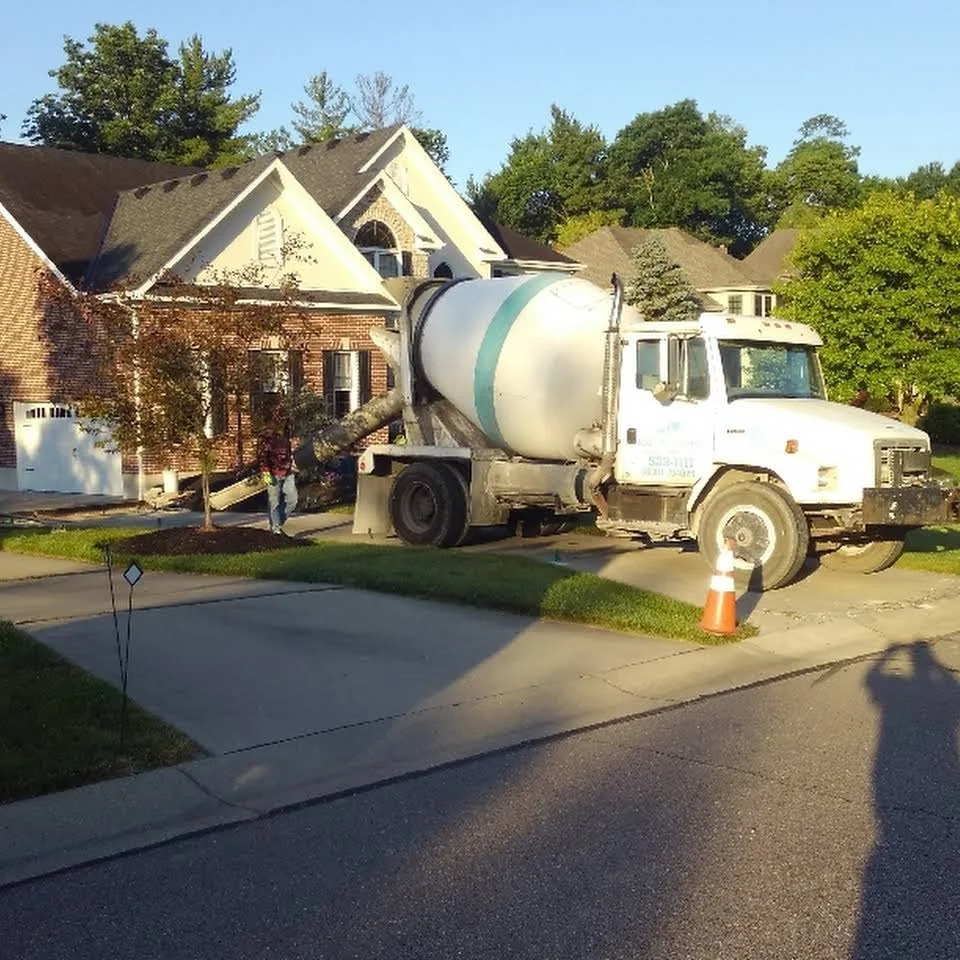 truck on the job.JPG