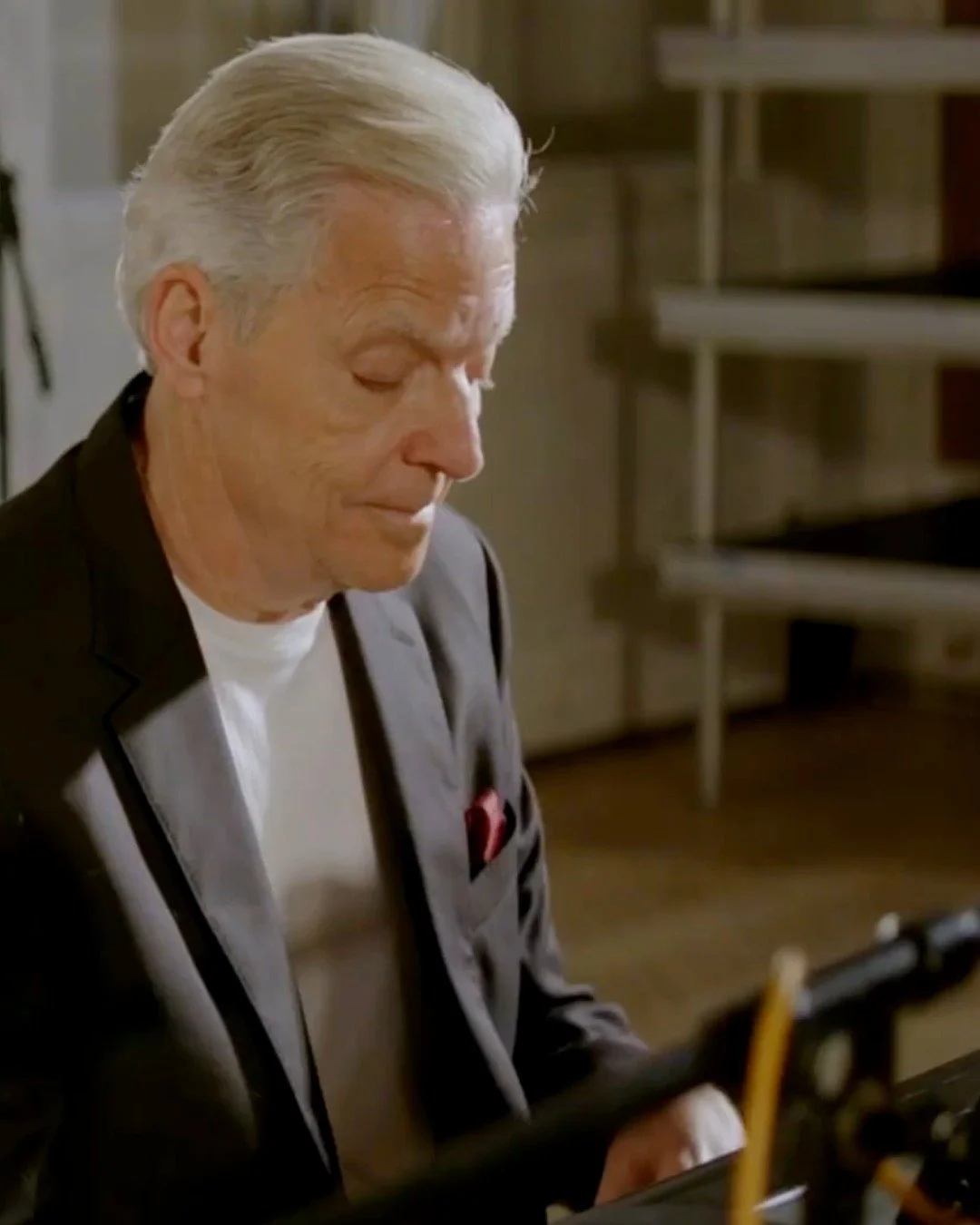 Just IMAGINE if we loved one another! Thank you @EdBazel for the beautiful reminder from Abby Road--you are inspirational and a GREAT composer/pianist!!! 

John's words: 
Imagine all the people 
Livin' life in peace 
You may say I'm a dreamer 
But I'