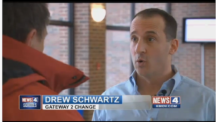 Video: News 4 Schools: Summit on race