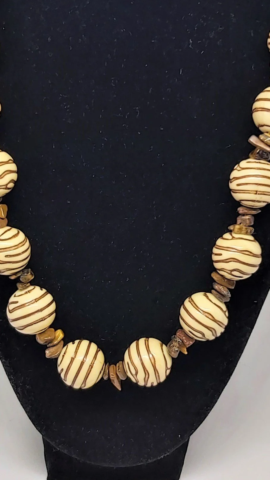 big bead beige stripe glass & tigers eye close up.jpg