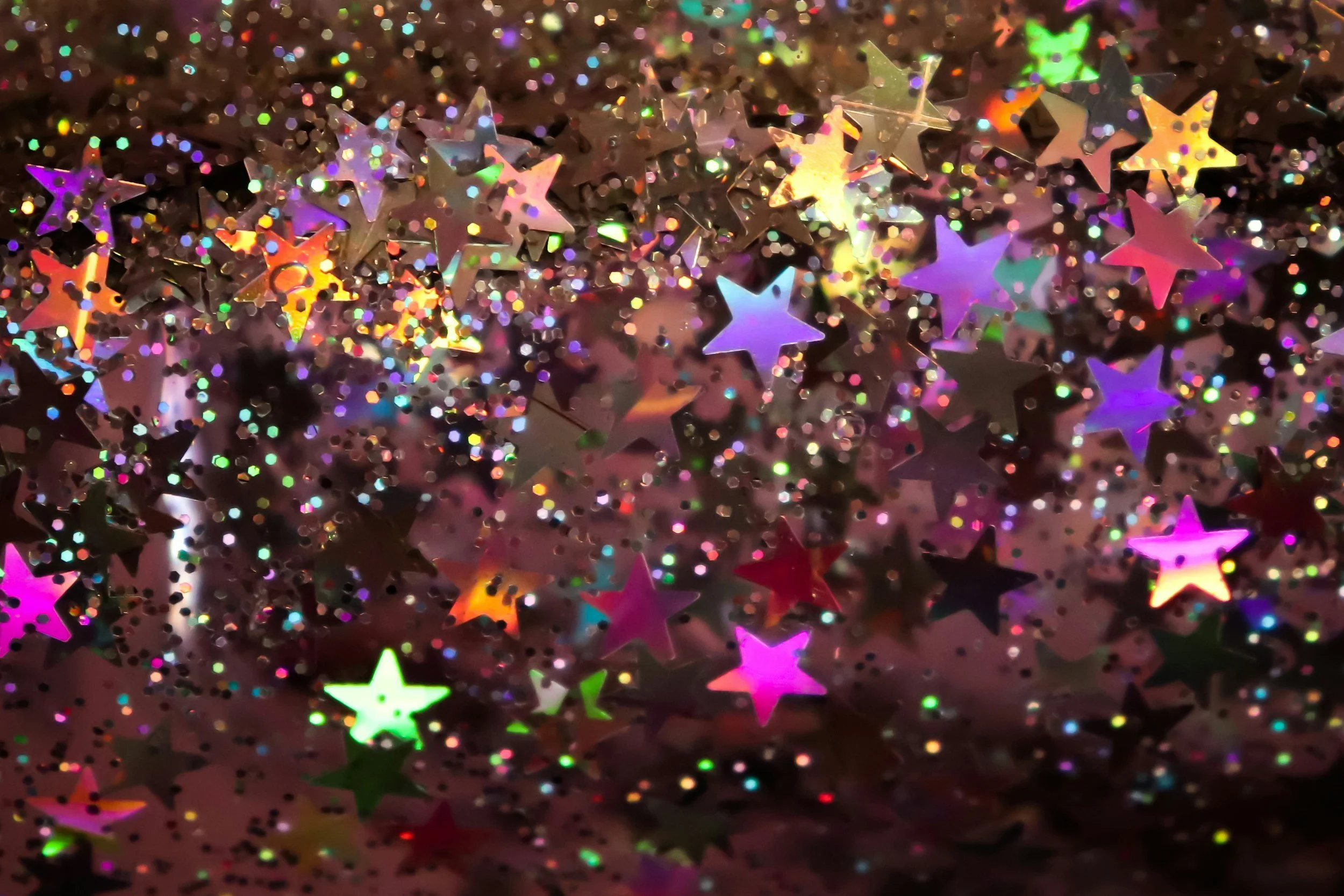 Pyssel och skapande - tema glitter och glamour