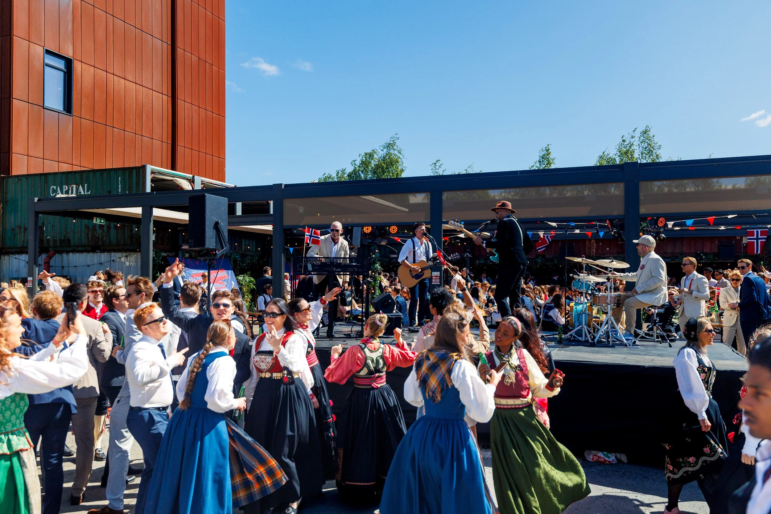 Tårnet_17mai_2025_HelgeMeisal96 (1).jpg