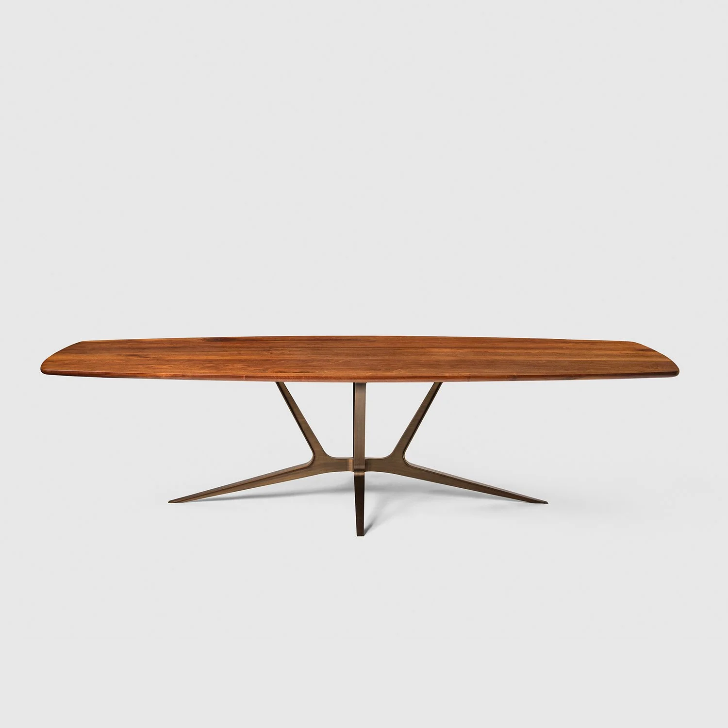 Ero Dining Table