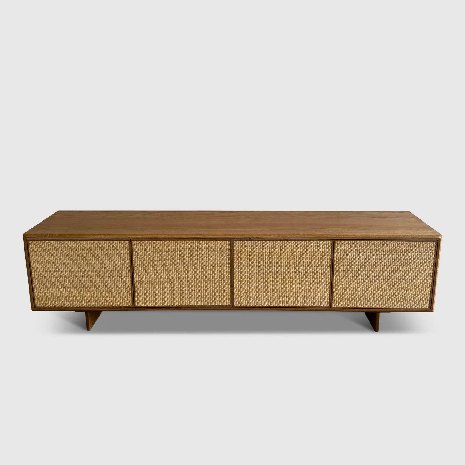 Luteca_Augusto Console_Oak-Cane_W1.jpg