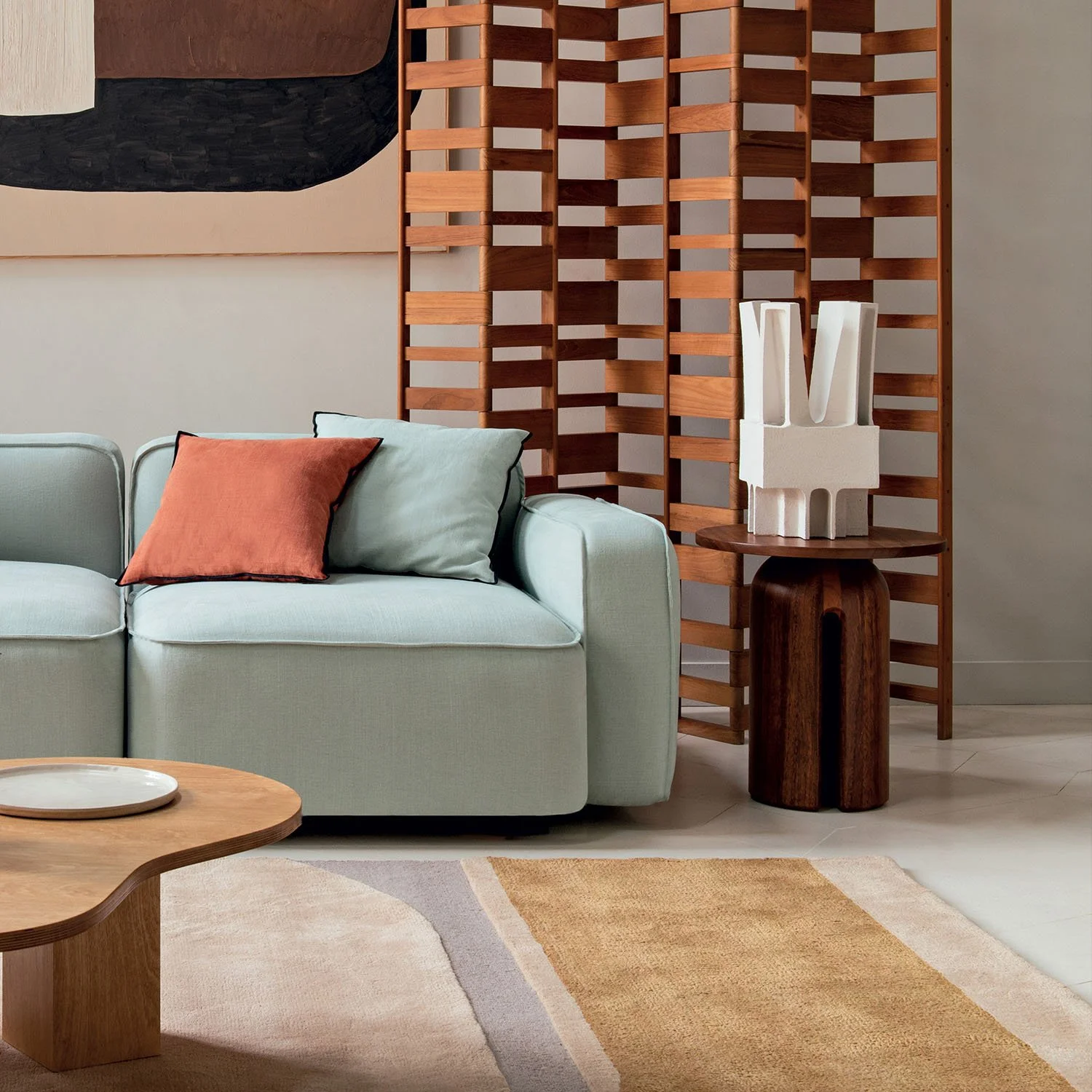 Luteca_Oco Side Table-Ash Modernist-W5.jpg