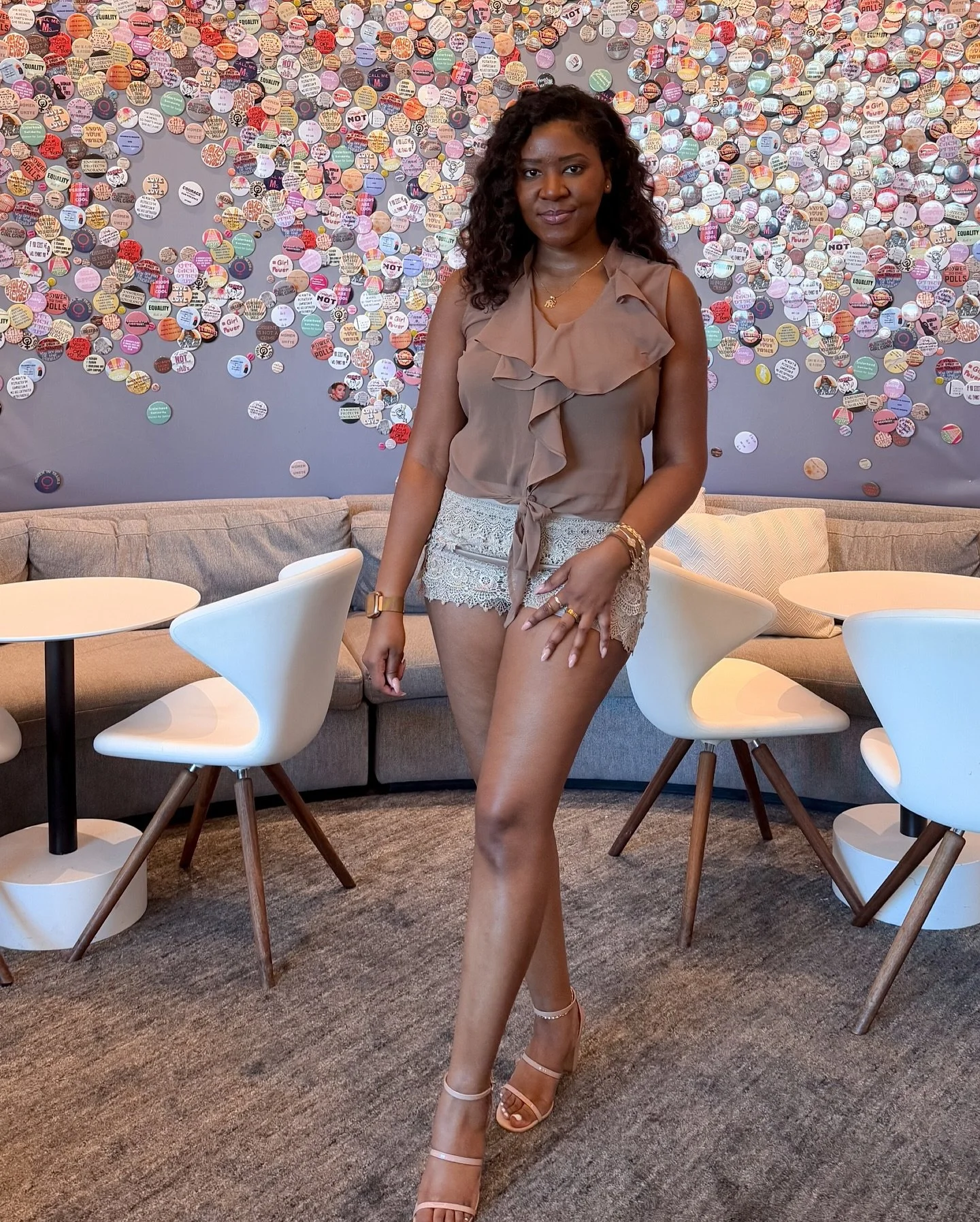 From Camera Shy to Camera Ready📸
I stepped into a masterclass in confidence &mdash; the Pose &amp; Click event with @vintage.x.nature hosted by @thedcinfluence 💕

From unlocking the secrets of flattering angles to finding my light like a pro, every