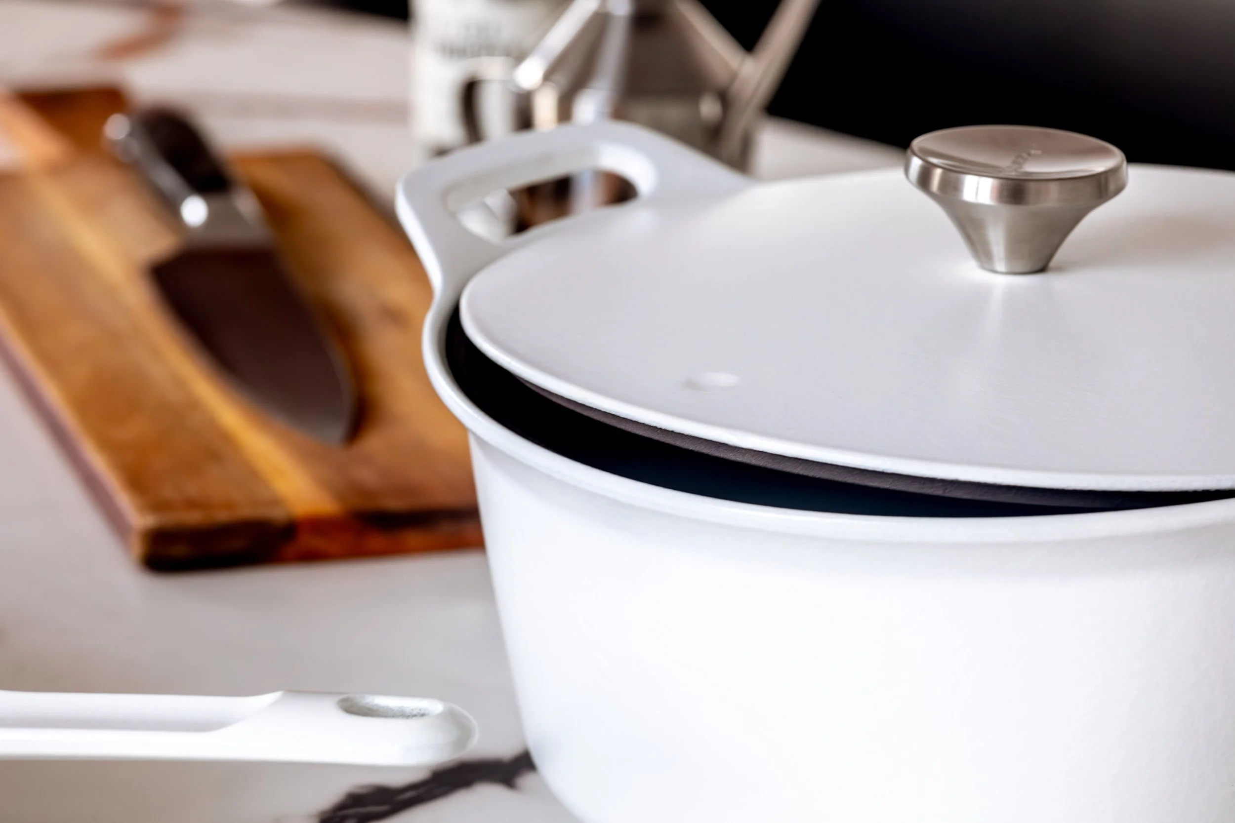 Holiday Cooking Made Simple: Why Enameled Cast Iron Is the Secret to a Warm, Delicious Christmas