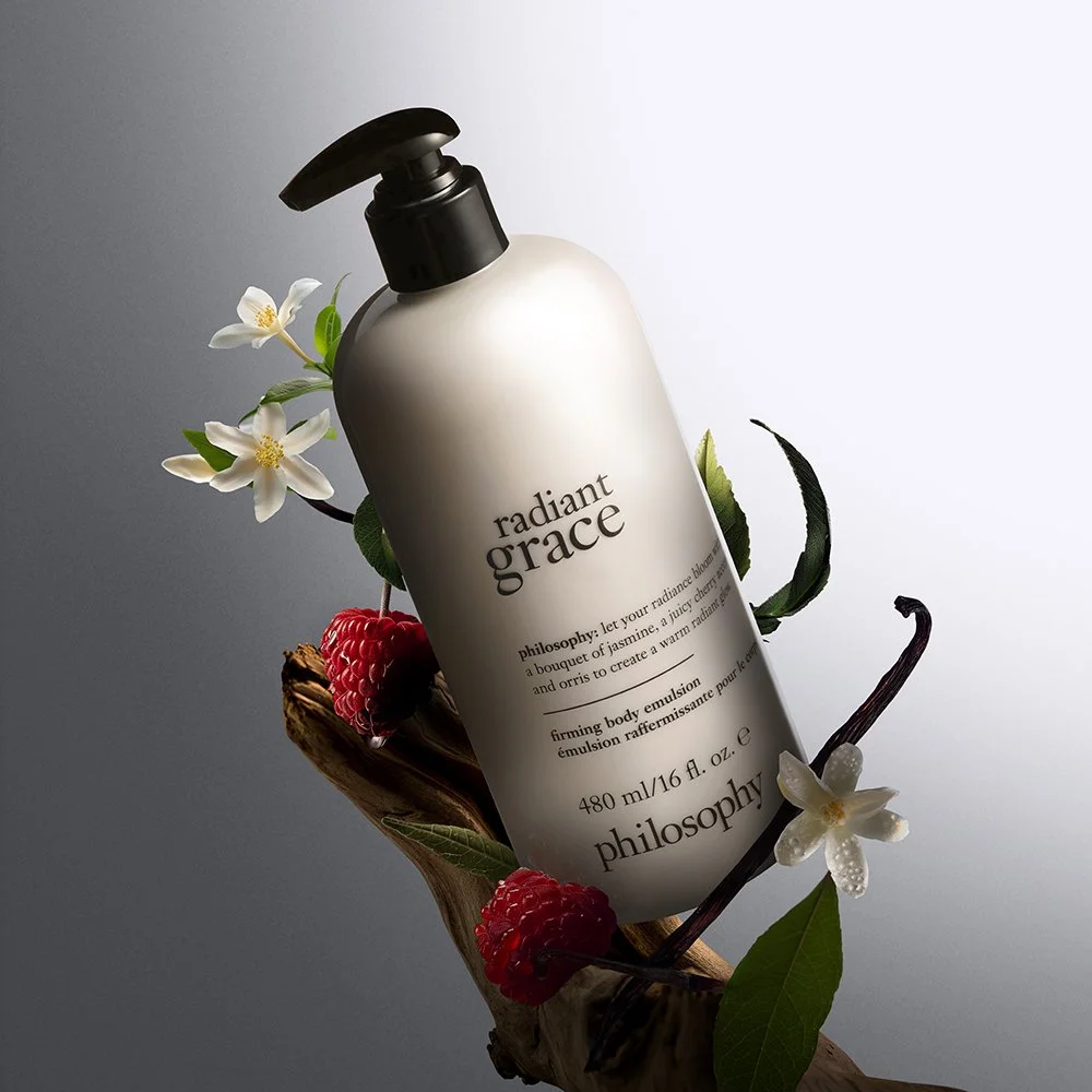 Retouche photo précise, amélioration de l'image, suppression des défauts, création du fond, photomontage, chromie. 