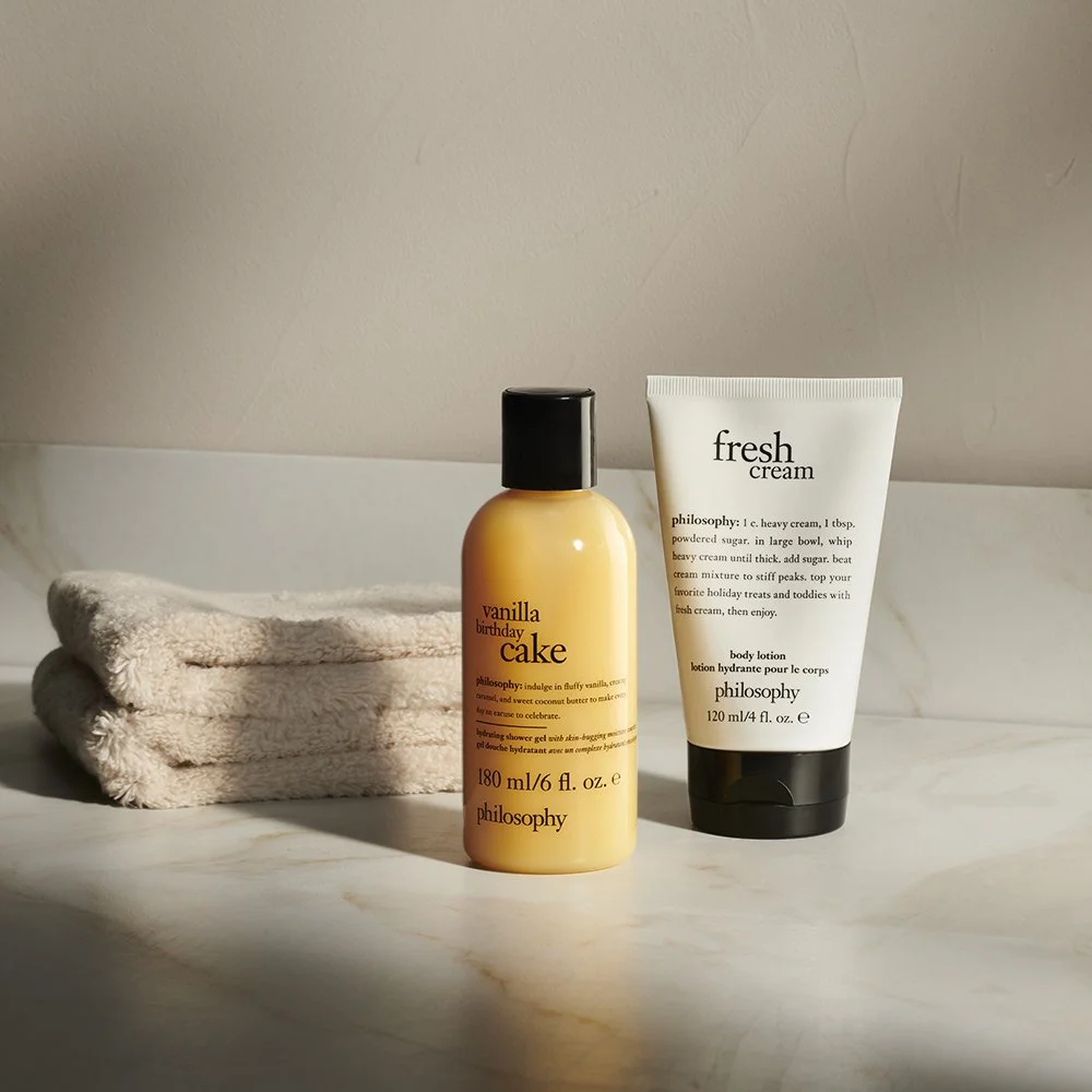 Retouche photo précise, amélioration de l'image, suppression des défauts, création du fond et des ombres, photomontage, chromie. 