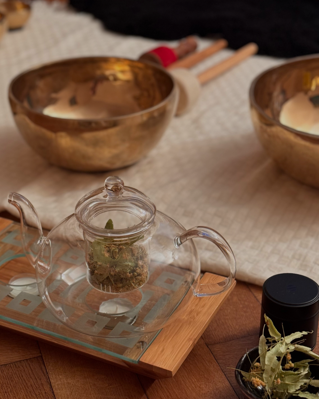 Sound Bath &amp;                         Kräuter im Januar