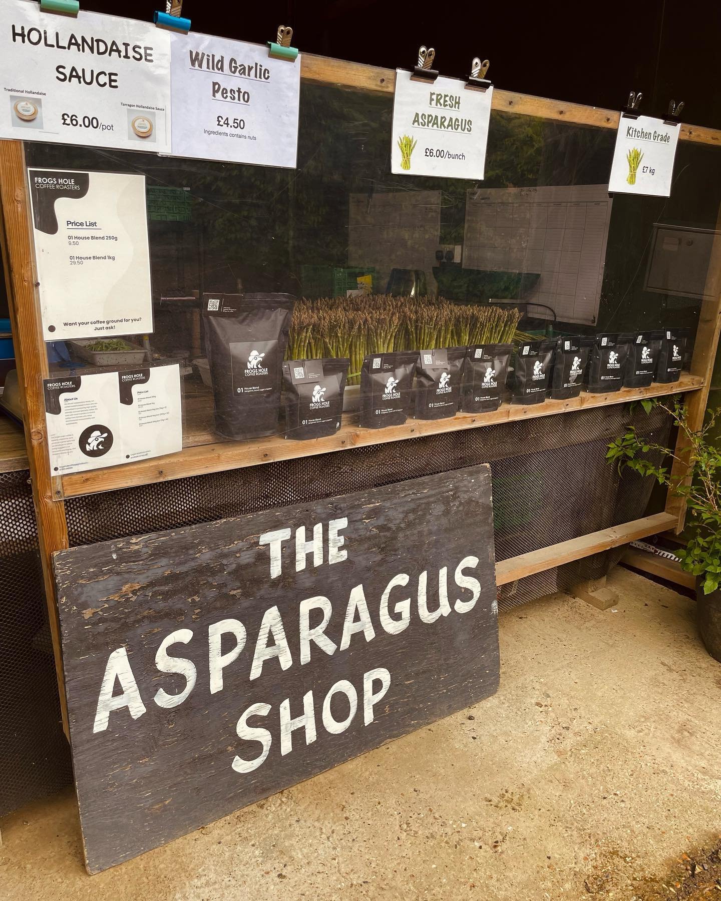 If you are local to Kent, come and say hello and pick up a bag of our coffee at our pop up shop! We are also selling home grown asparagus for the season, wild garlic pesto, and other seasonal treats!

Frogs Hole Farm, Sissinghurst Road, Biddenden, Ke