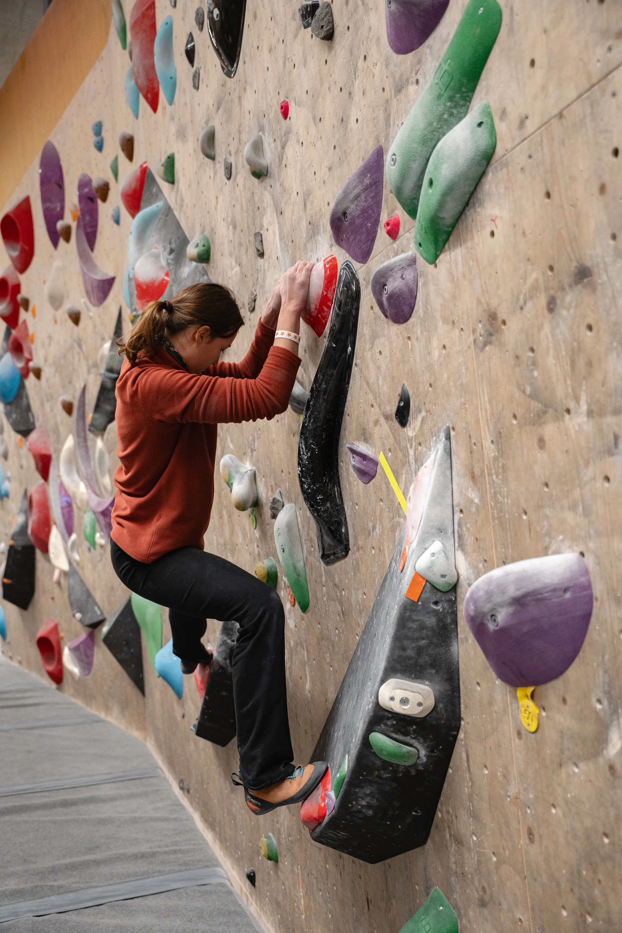 251122_Flinta_BoulderinnenFestival_052.jpg