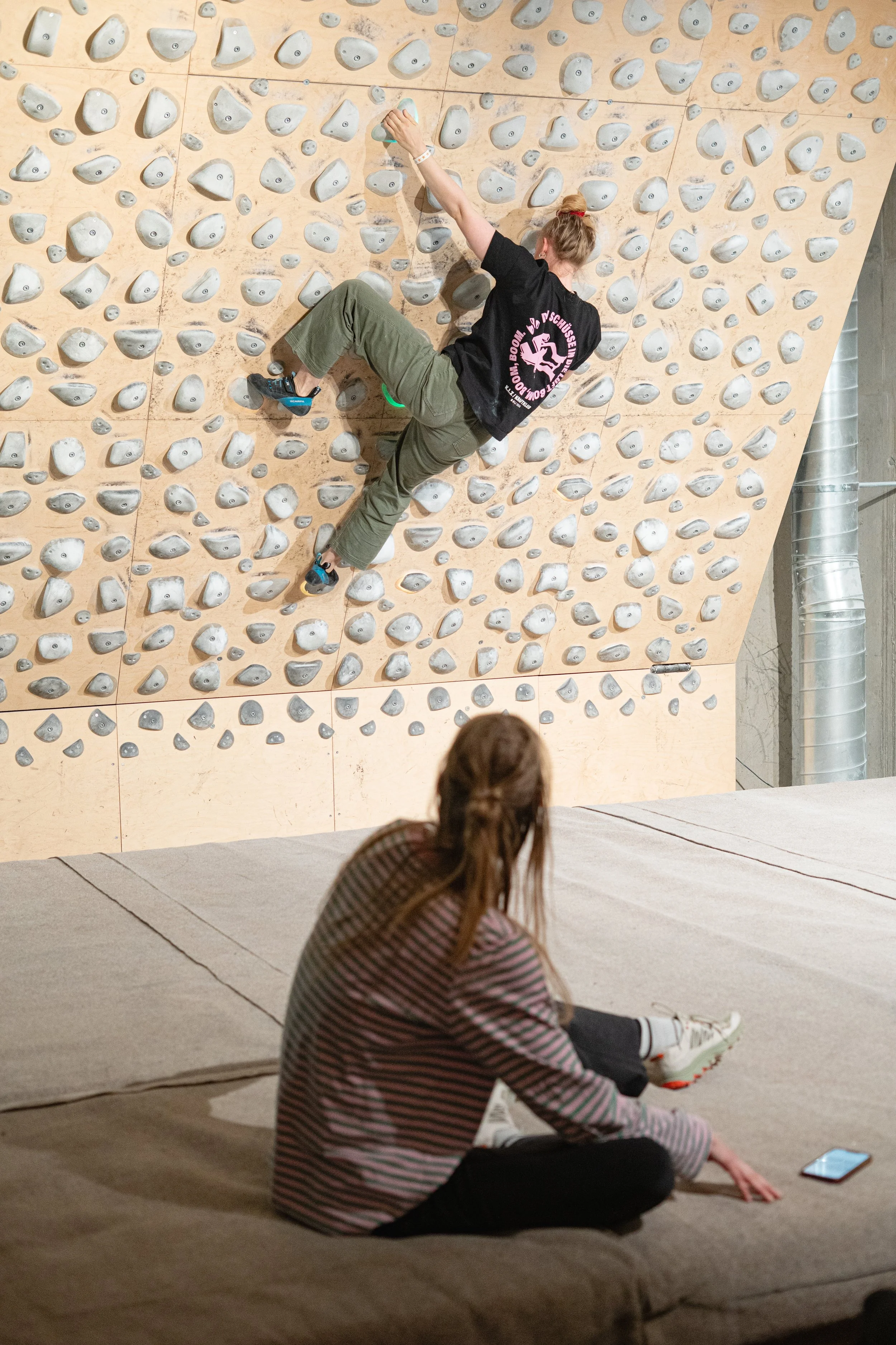 251122_Flinta_BoulderinnenFestival_038.jpg
