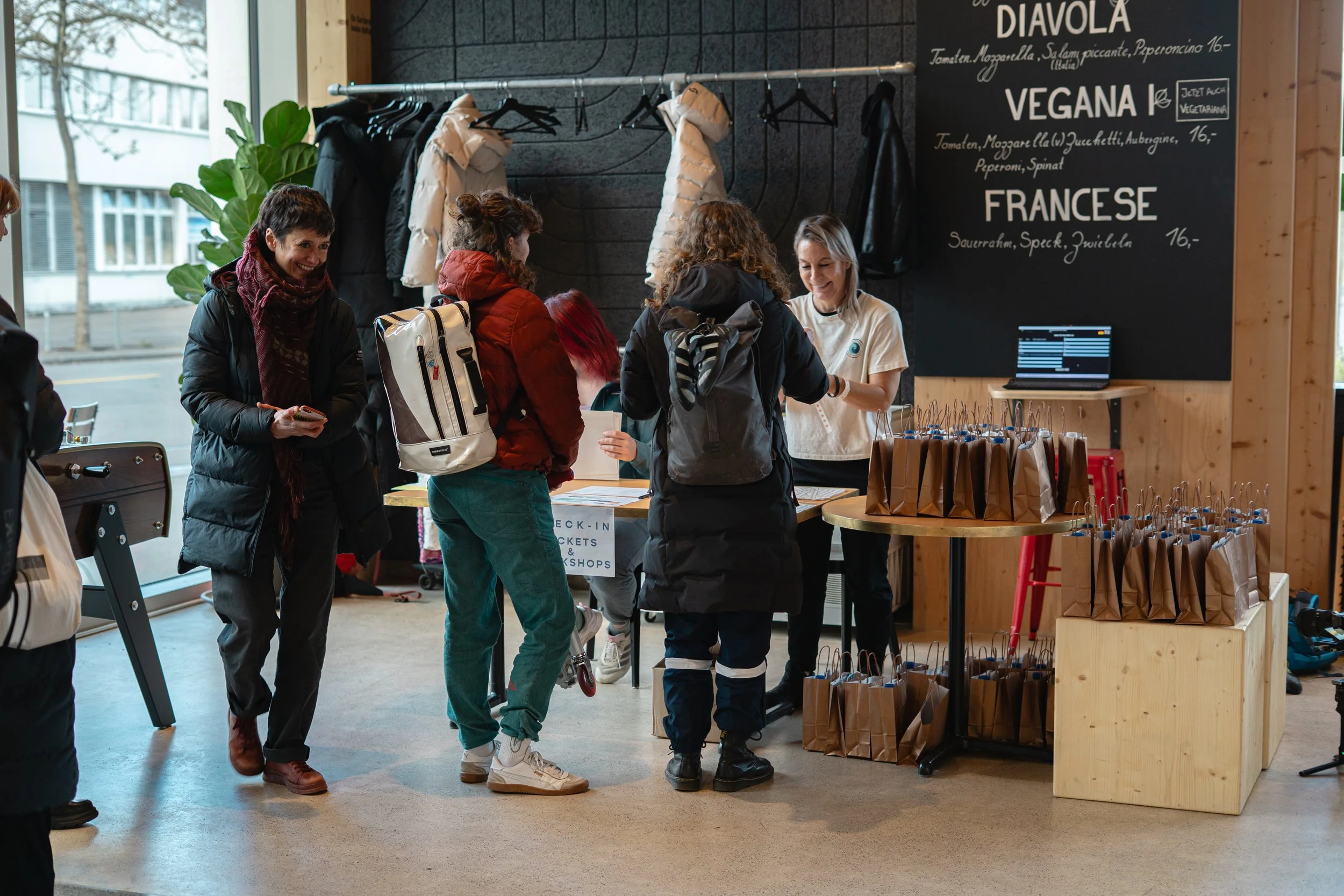 251122_Flinta_BoulderinnenFestival_006.jpg