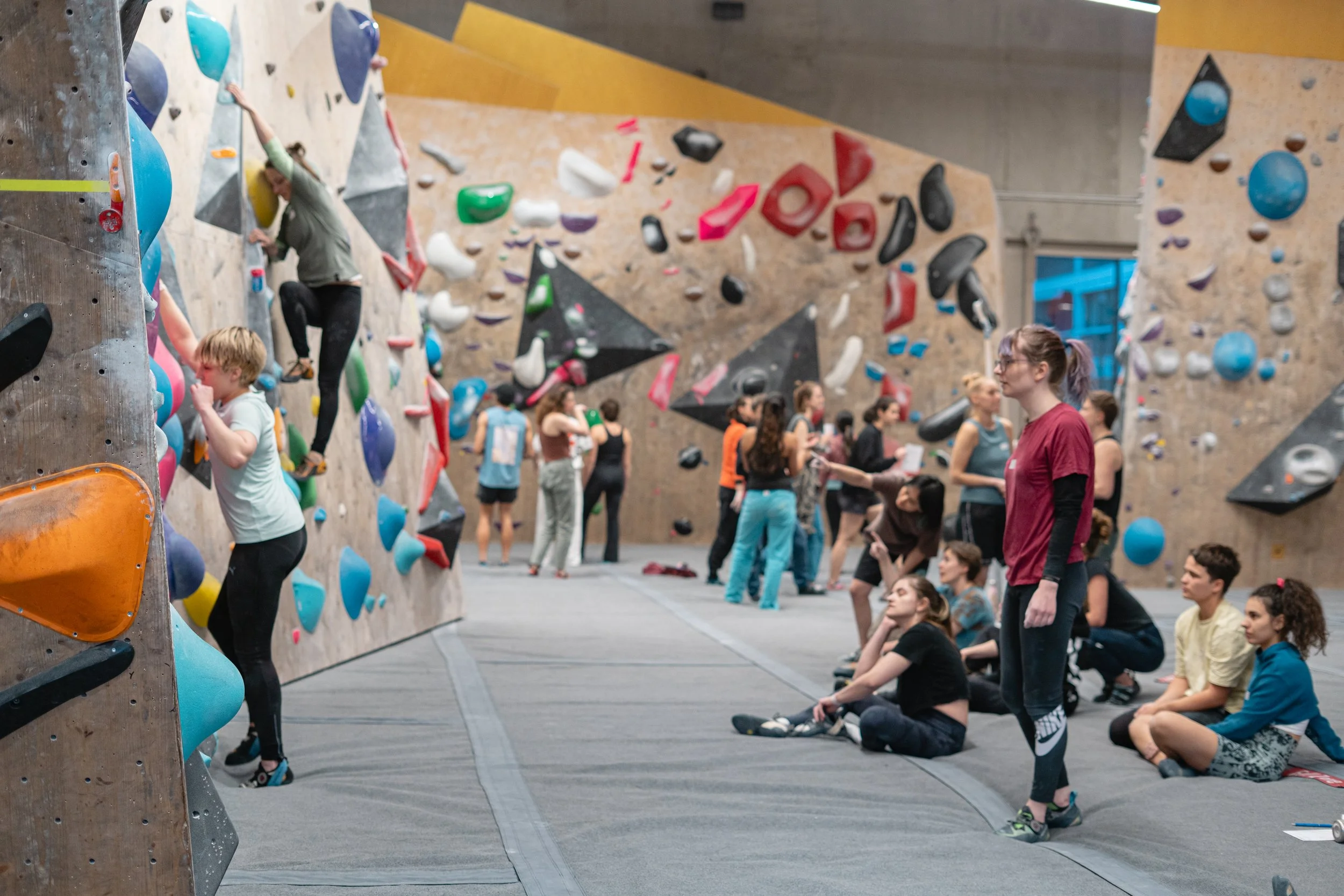251122_Flinta_BoulderinnenFestival_067.jpg