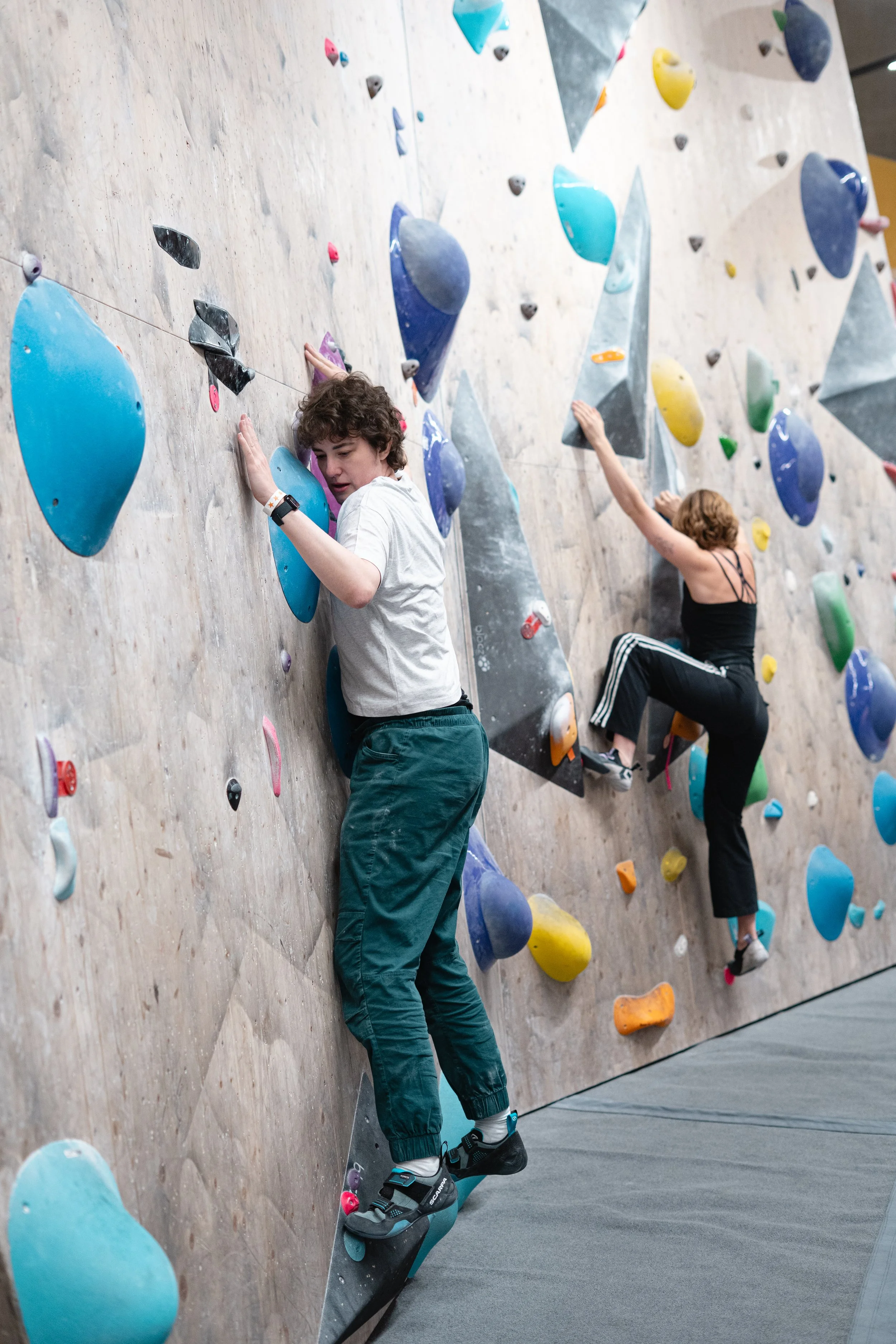 251122_Flinta_BoulderinnenFestival_124.jpg