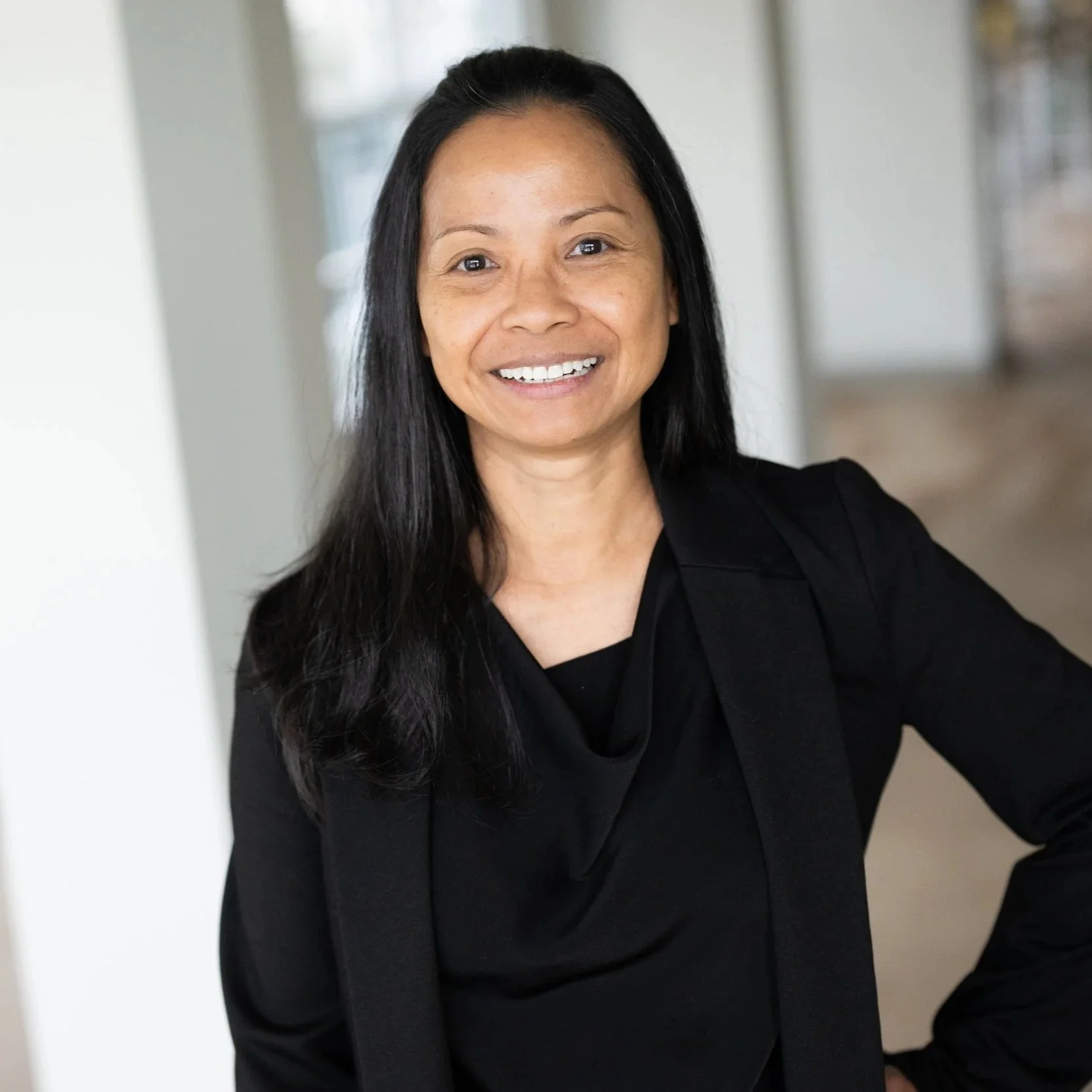 Purwanti Ruff — Senior Staff Accountant