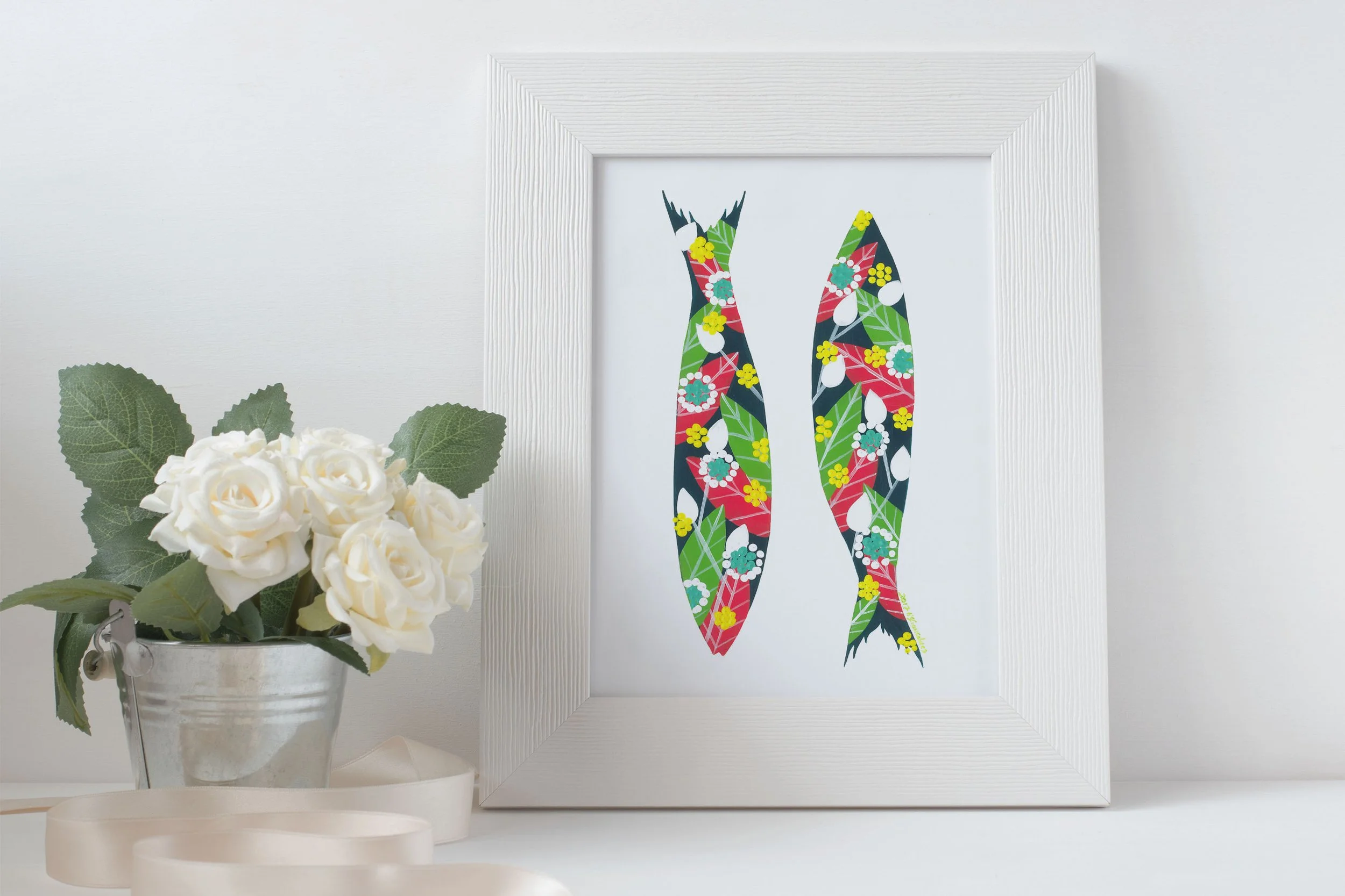 Sardines (Navy #2) - Fine art print by Lis Gonçalves. A modern and colourful take on a famous Portuguese icon.