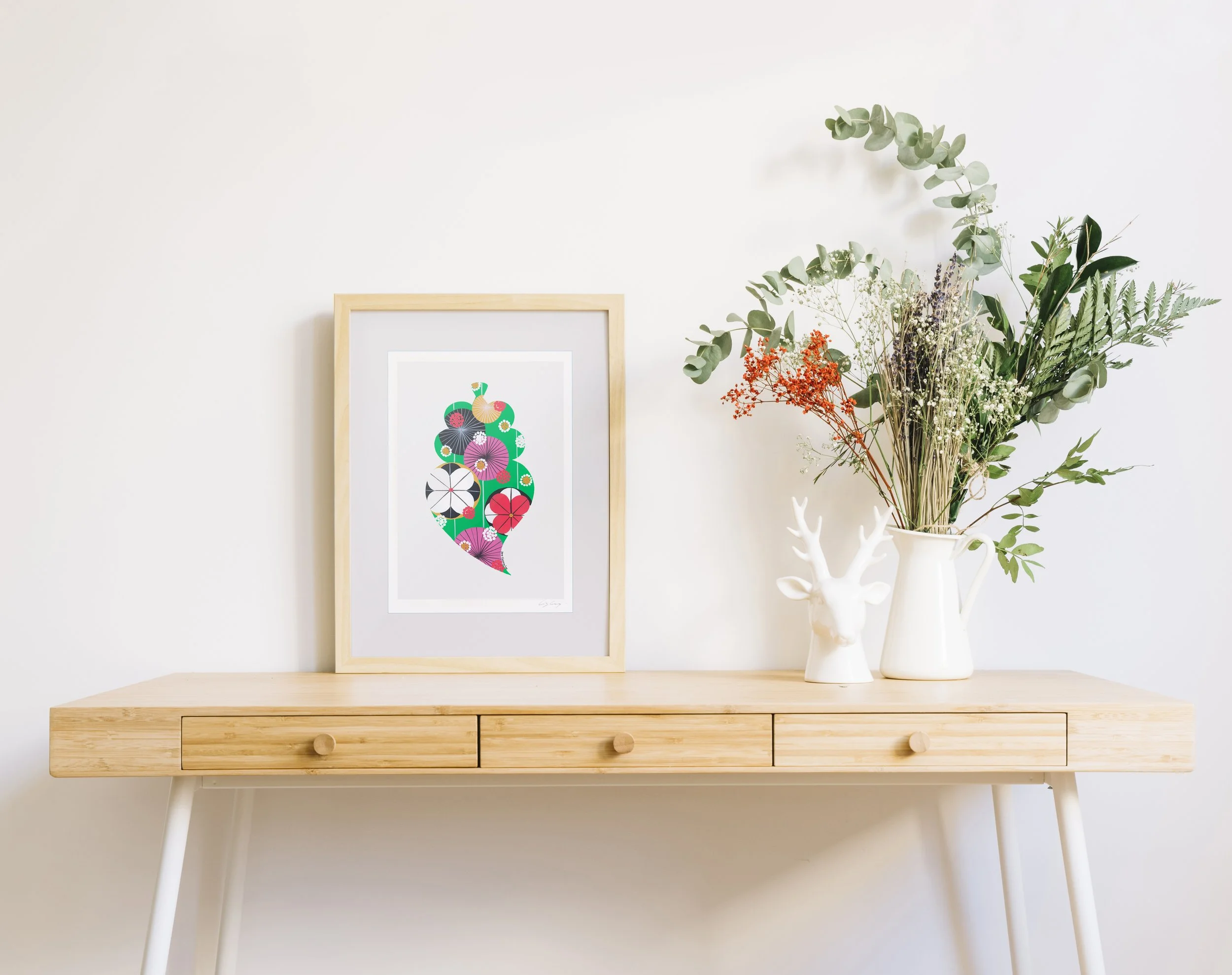 Portuguese Heart (Green) - Fine art print by Lis Gonçalves. A modern and colourful take on a famous Portuguese icon.