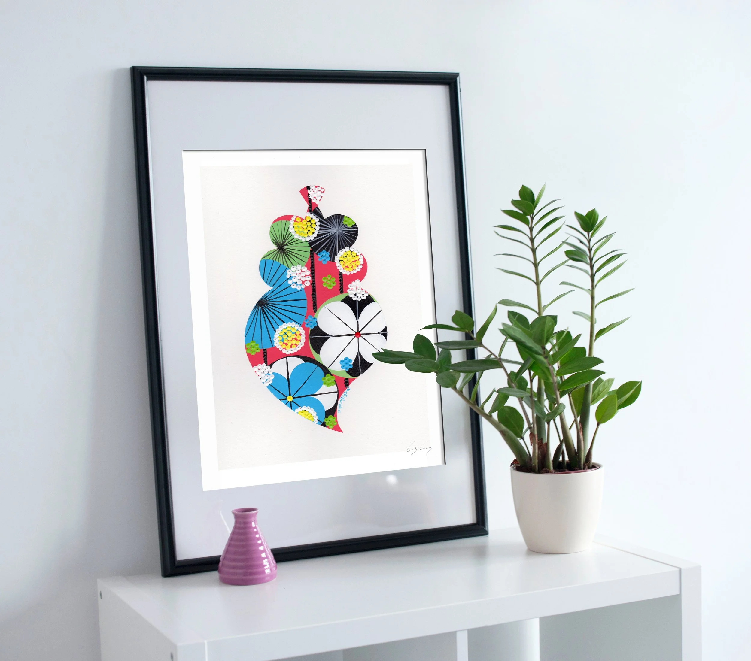 Portuguese Heart (Coral) - Fine art print by Lis Gonçalves. A modern and colourful take on a famous Portuguese icon.