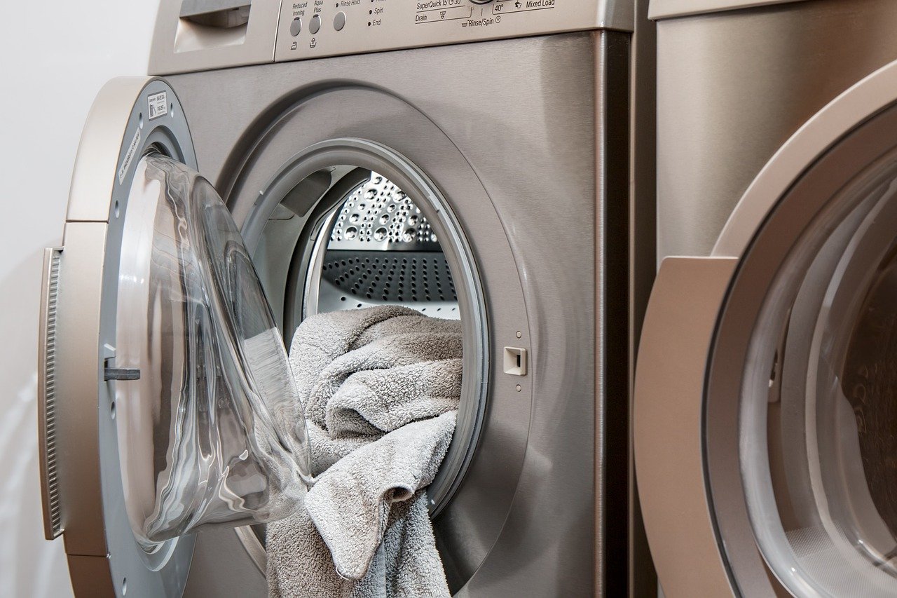 When Is the Best Time to Buy a Washer and Dryer?