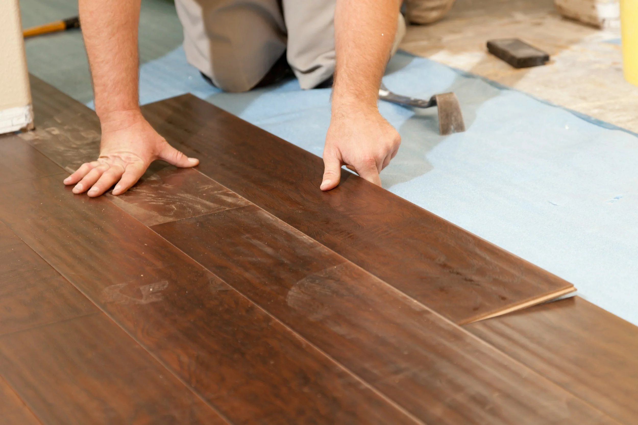 How to Fix Laminate Floor: Common Issues Solved