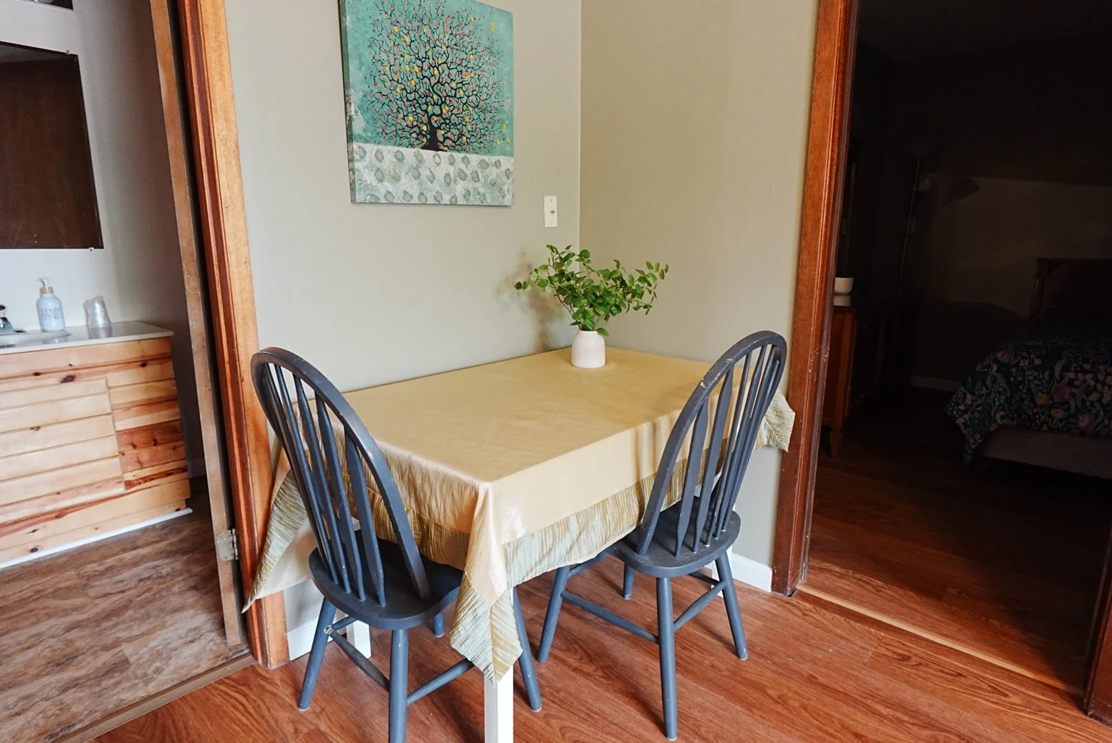 Breakfast nook table with chairs