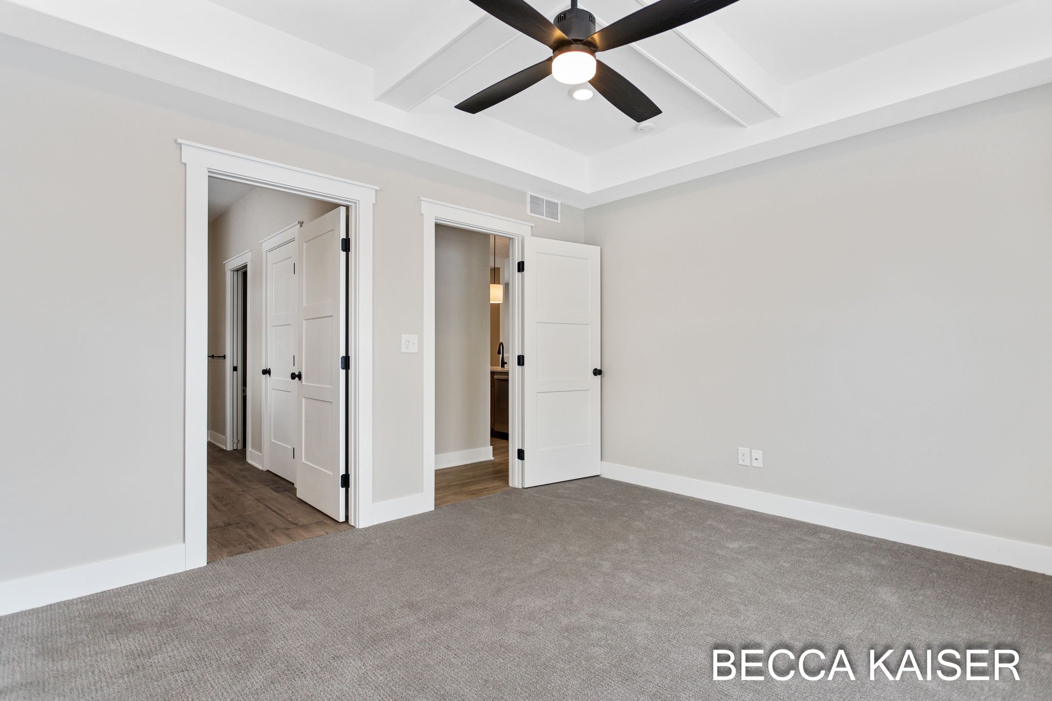 23-web-or-mls-9075 Winterberry Dr, West Olive-23.jpg