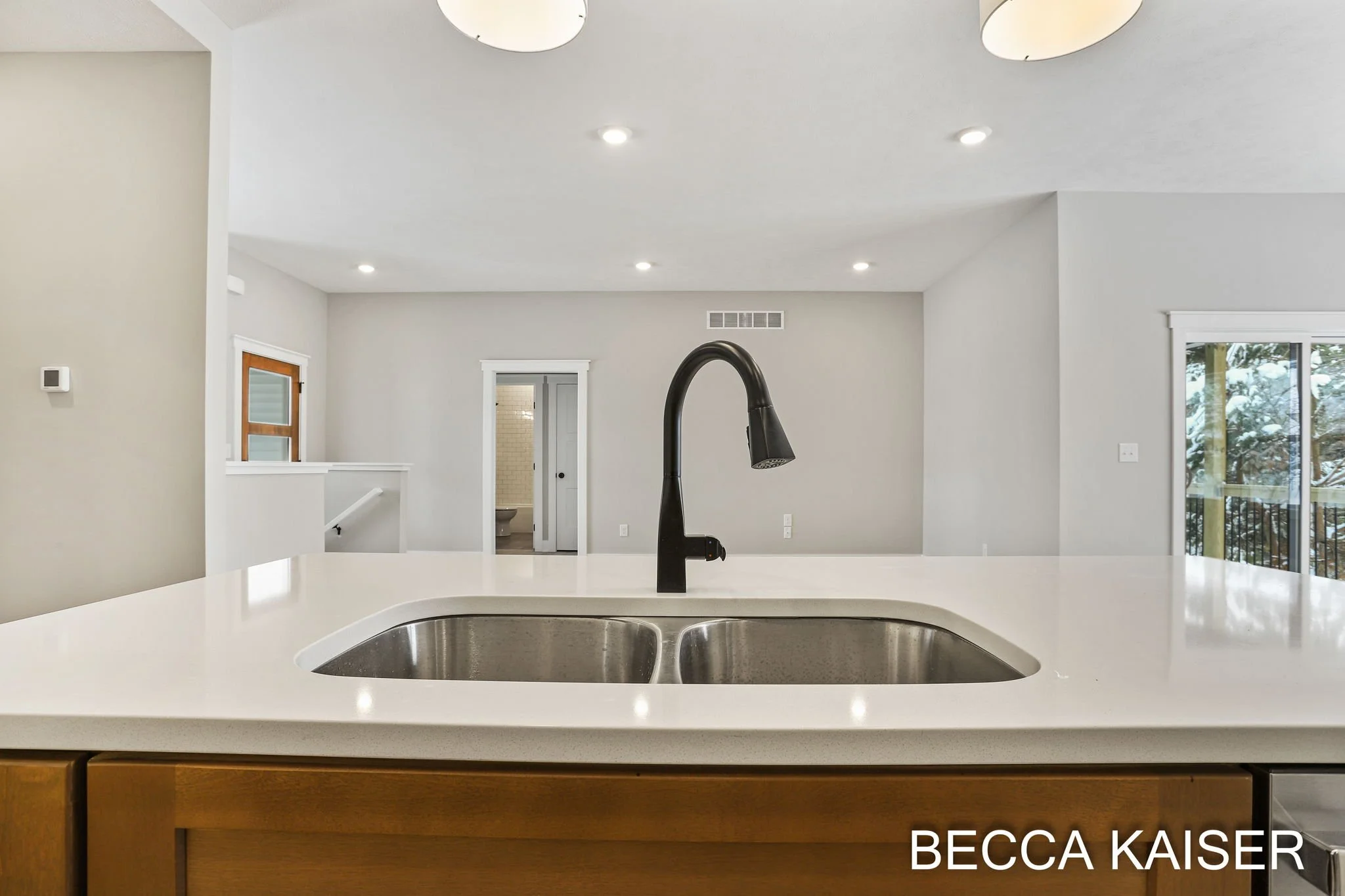 17-web-or-mls-9075 Winterberry Dr, West Olive-17.jpg