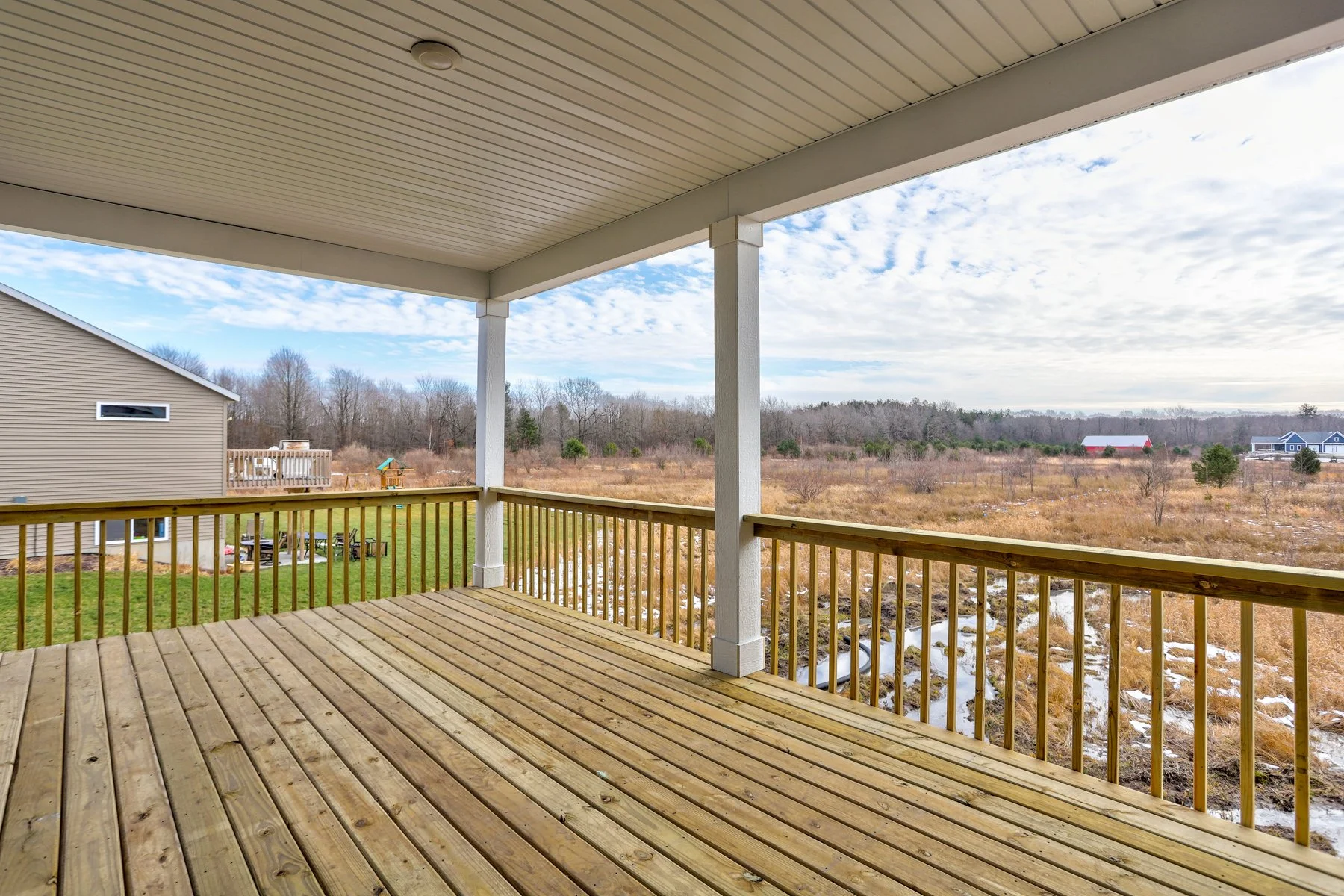 14714 Leonard St, Spring Lake-1.JPG