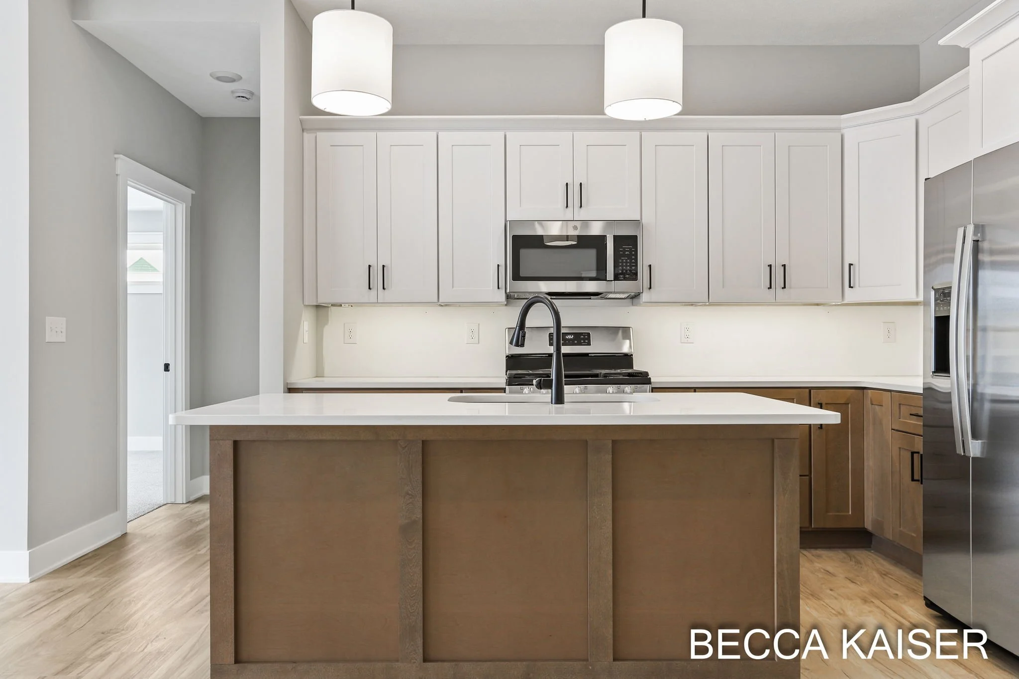 14-web-or-mls-9075 Winterberry Dr, West Olive-14.jpg