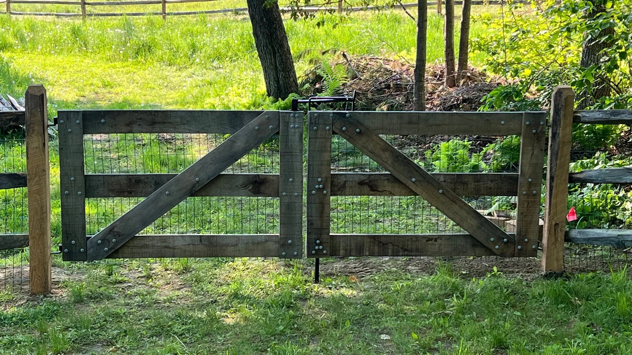 3 rail rustic wire lyme2.jpg