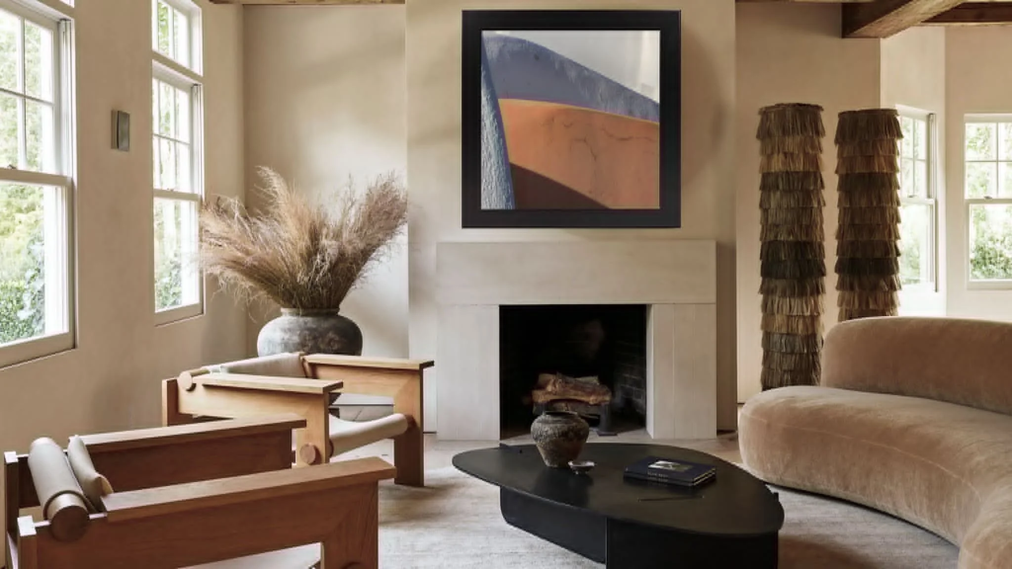 Searching for the best fine art gallery in Santorini? Discover a carefully selected collection of fine art photography prints from Oia, created to bring the island’s beauty into homes and private collections worldwide.
