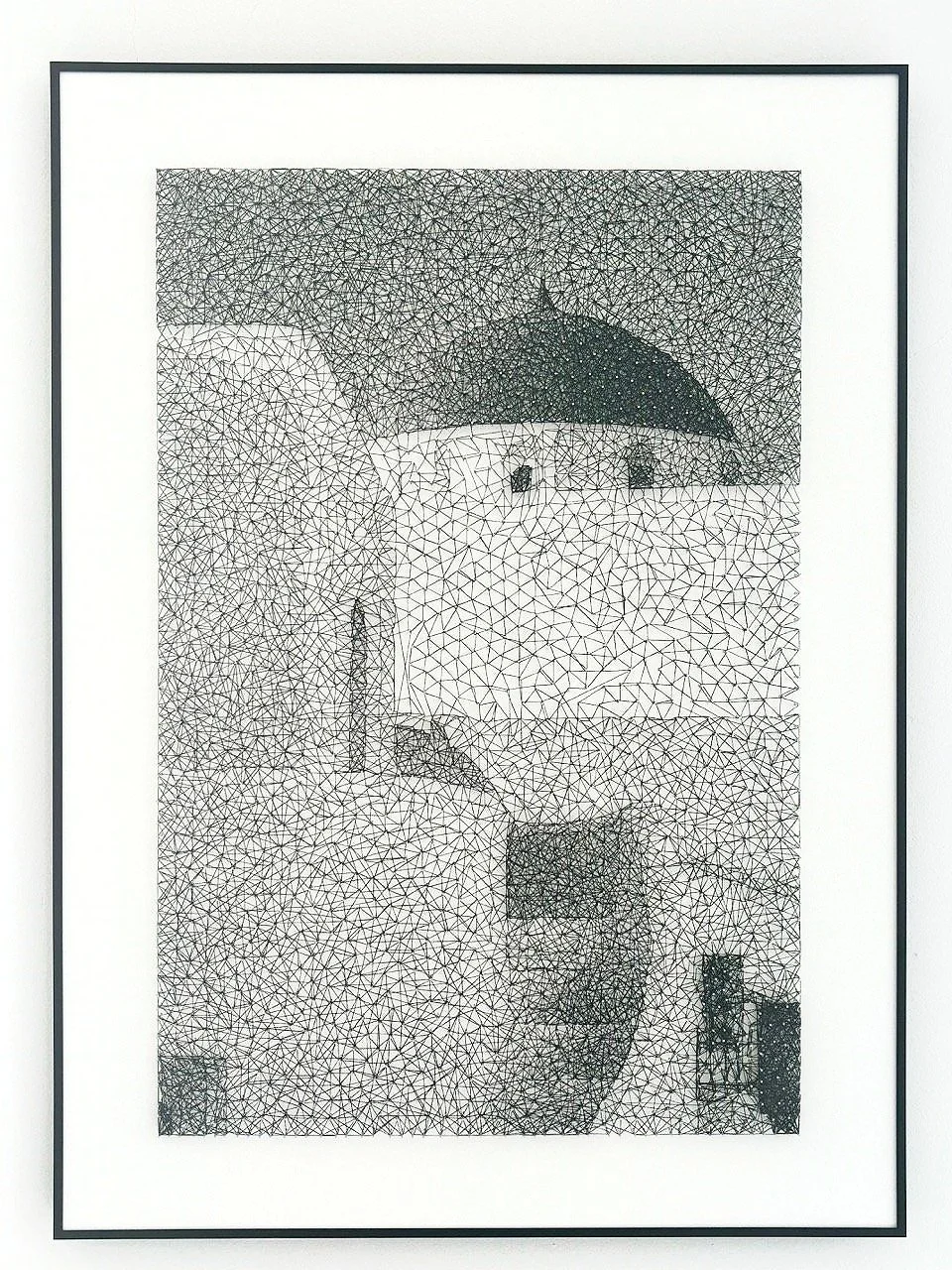 Contemporary string art at Santorini fine art gallery—sophisticated wall artwork. 聖托里尼藝術館現代線藝:精緻高雅的牆面藝術。
