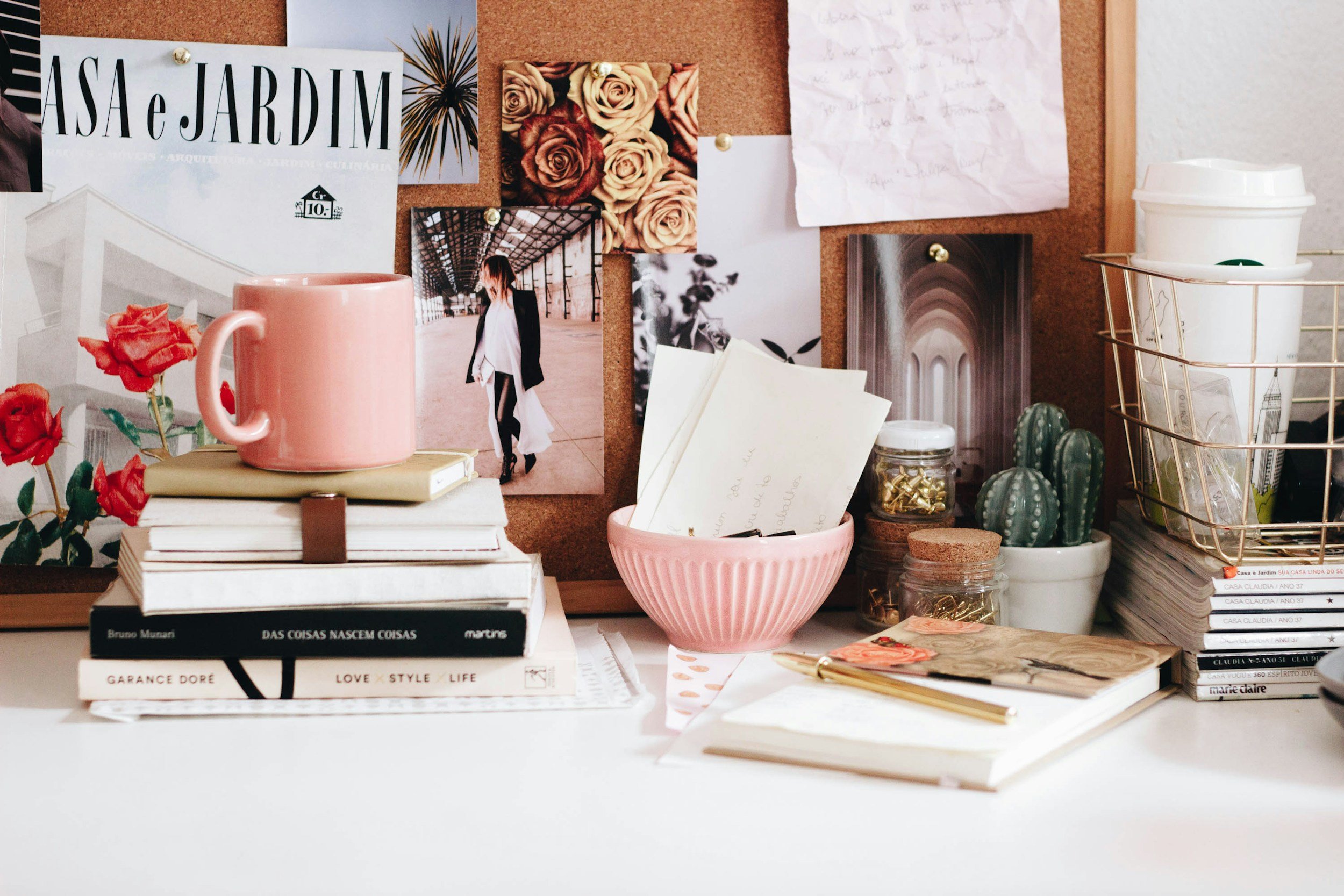 Essential Stationery for Your Home Office Oasis