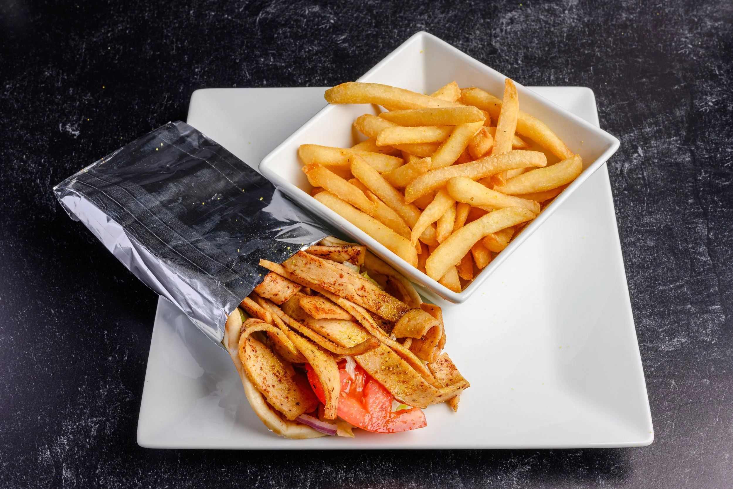 || #2 COMBO MEAL OPTION  ||

Chicken Gyro Sandwich + Fries Topped w/ Lemon Zest + Drink